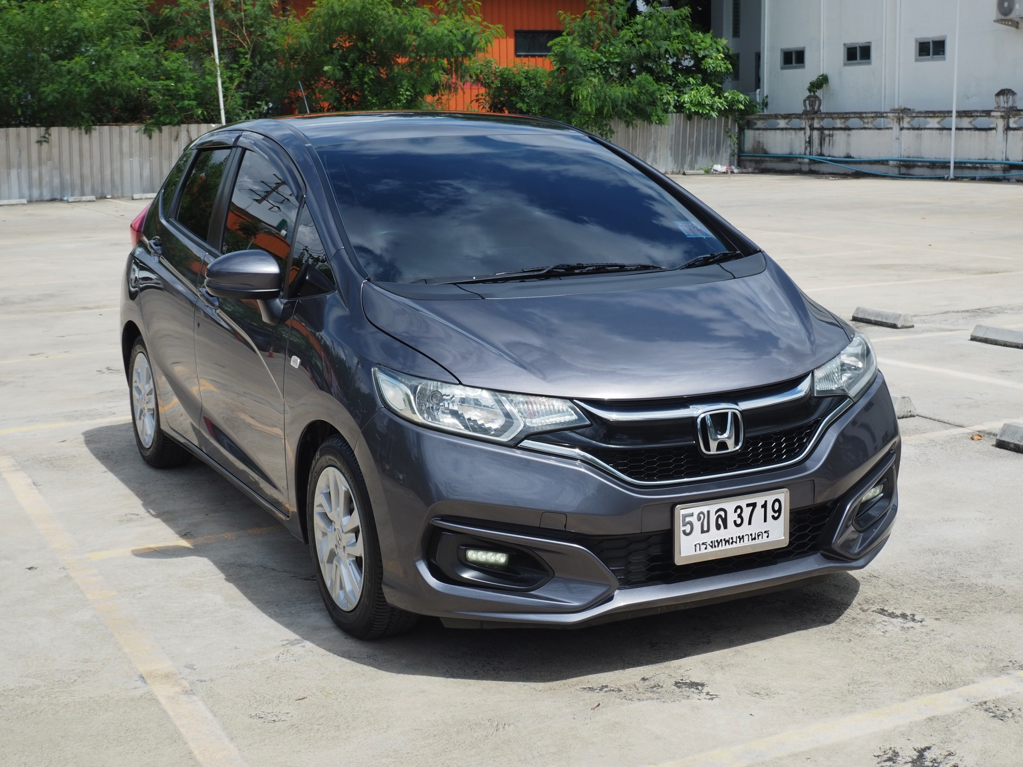 2017 Honda Jazz GK สีเทา