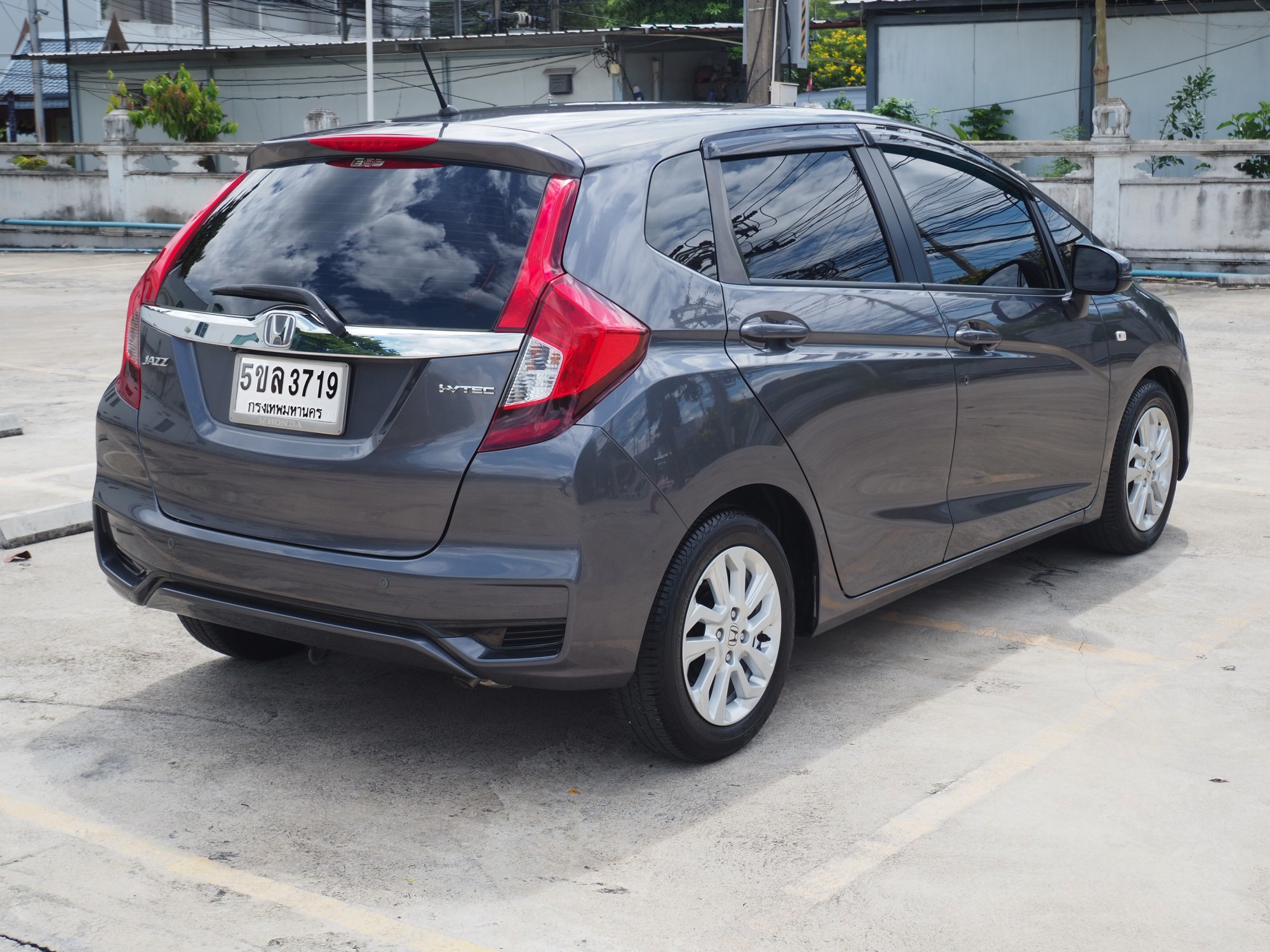 2017 Honda Jazz GK สีเทา