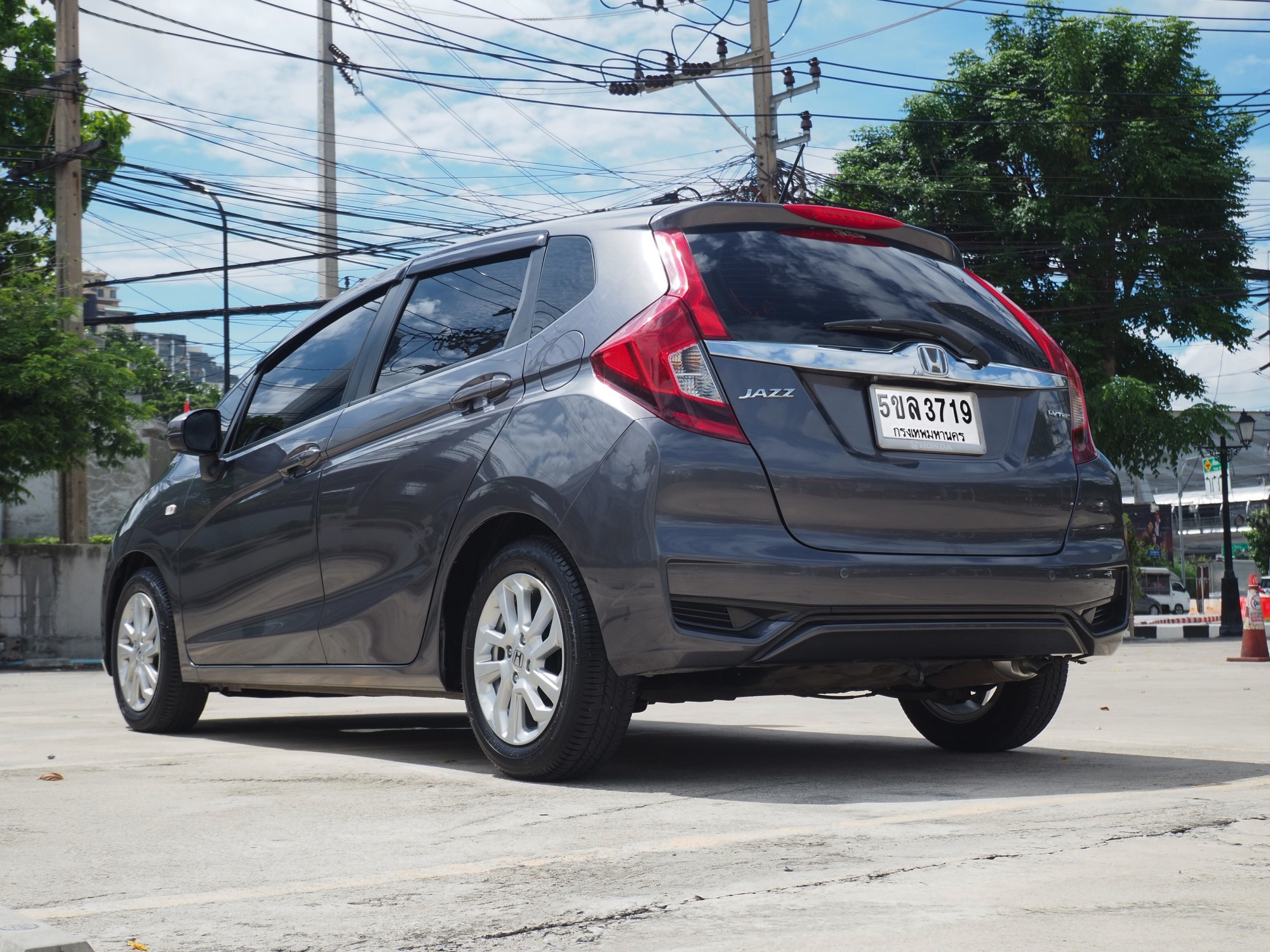 2017 Honda Jazz GK สีเทา