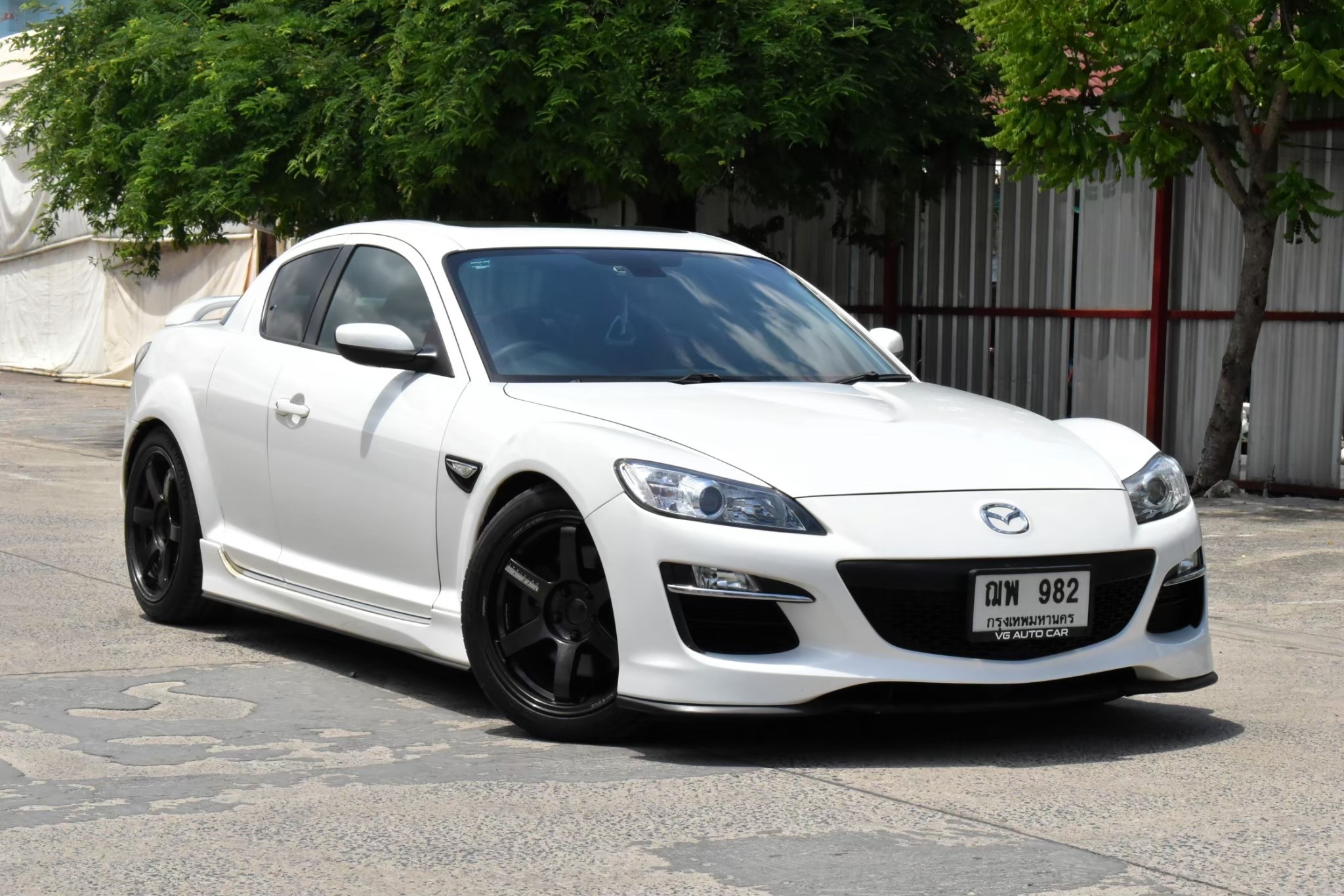 Mazda Rx-8 : ออโต้ : เบนซิน ขาว 2009 ไมล์: 1xx,xxx Km. โทร.092-2639576 เอ่