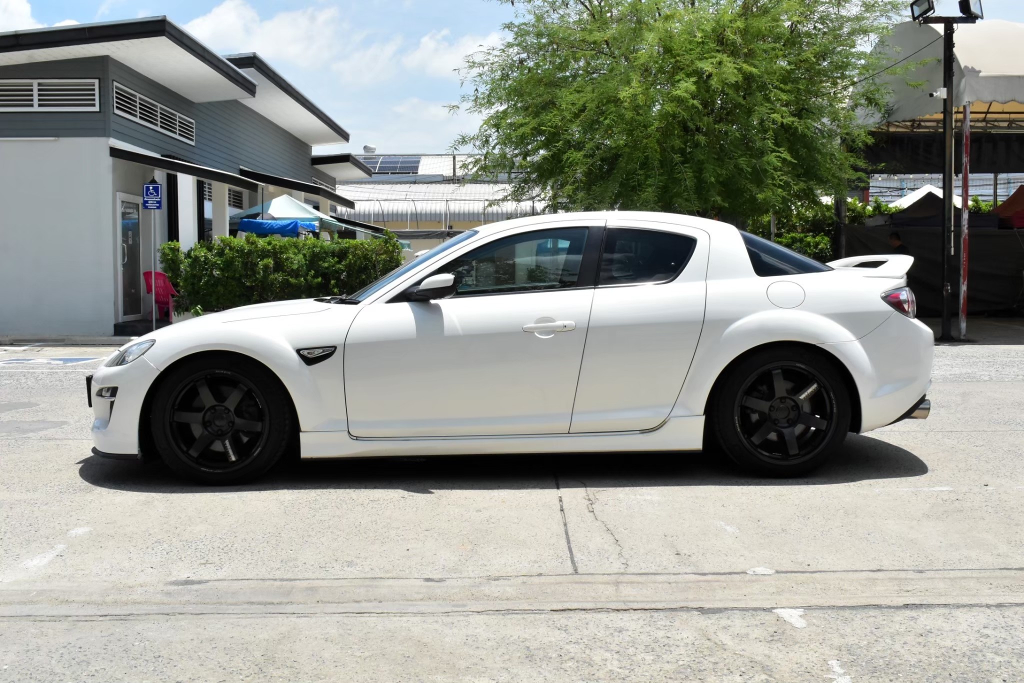 Mazda Rx-8 : ออโต้ : เบนซิน ขาว 2009 ไมล์: 1xx,xxx Km. โทร.092-2639576 เอ่