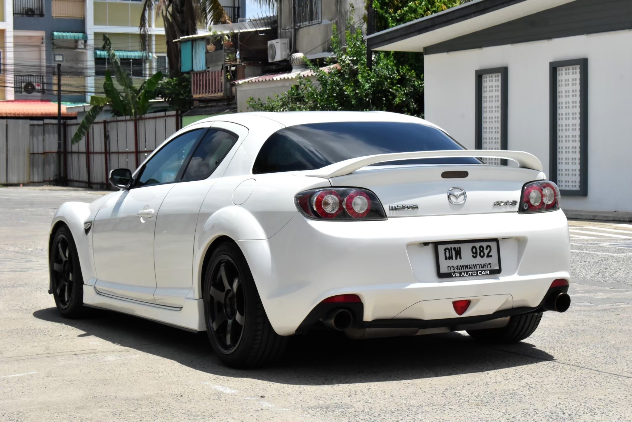 Mazda Rx-8 : ออโต้ : เบนซิน ขาว 2009 ไมล์: 1xx,xxx Km. โทร.092-2639576 เอ่