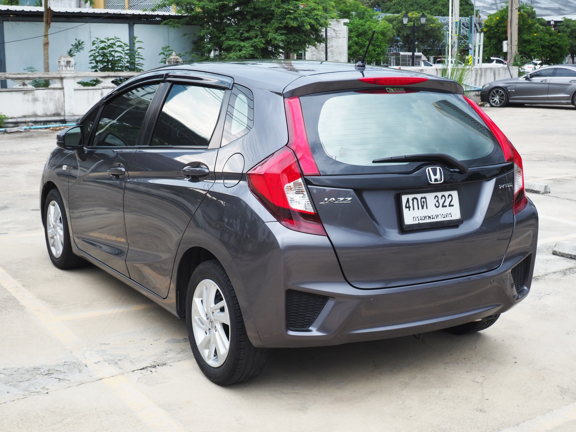 2015 Honda Jazz GK สีเทา