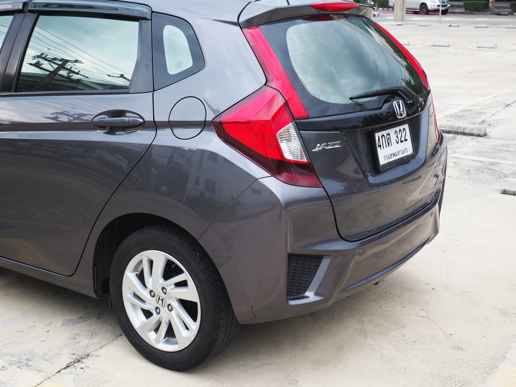 2015 Honda Jazz GK สีเทา