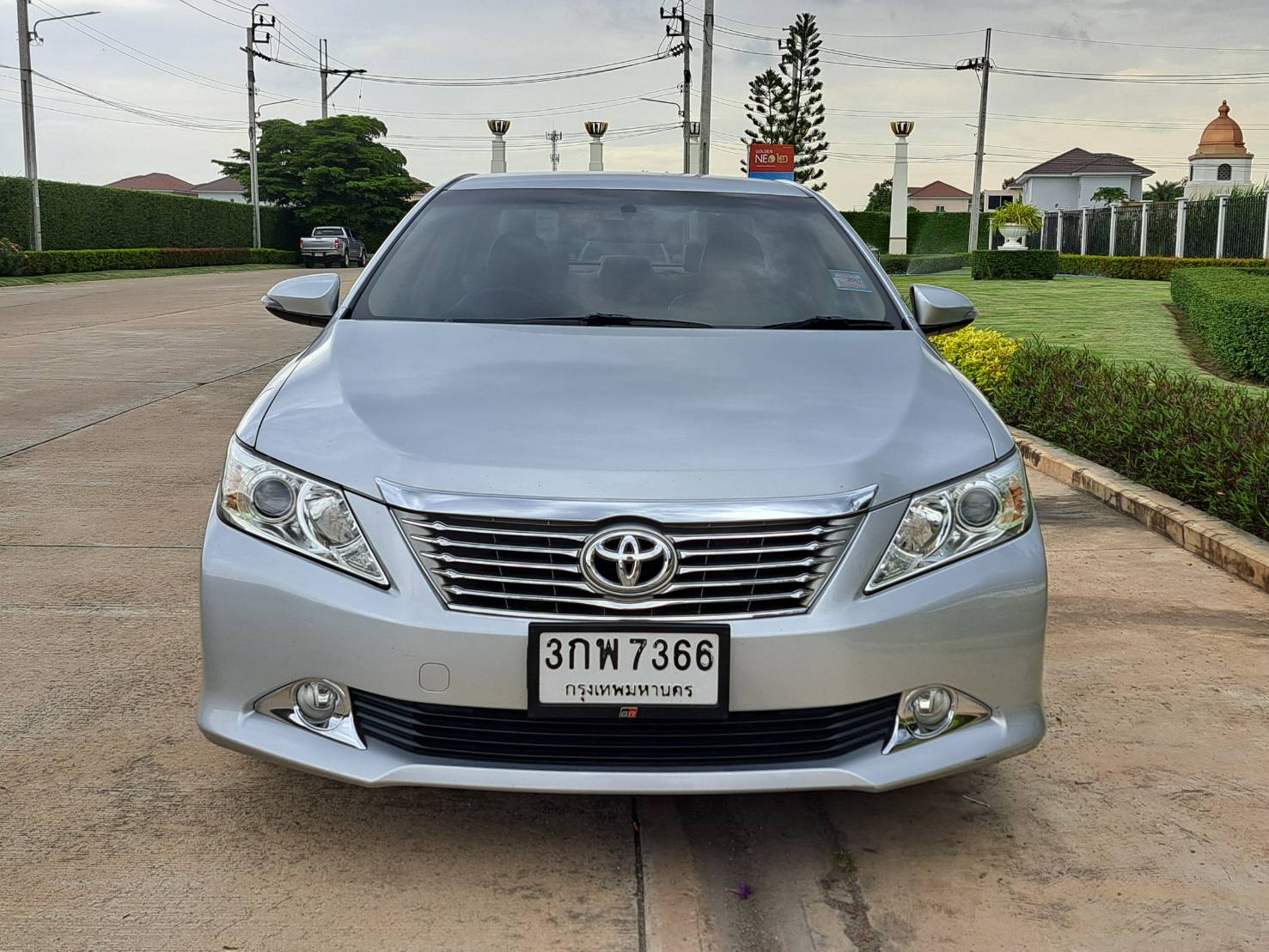 TOYOTA CAMRY 2.0G ปี2014แท้ ปุ่มSTART ไมล์น้อย 107,xxx Km.แท้ น็อตไม่ขยับ สภาพดีมาก