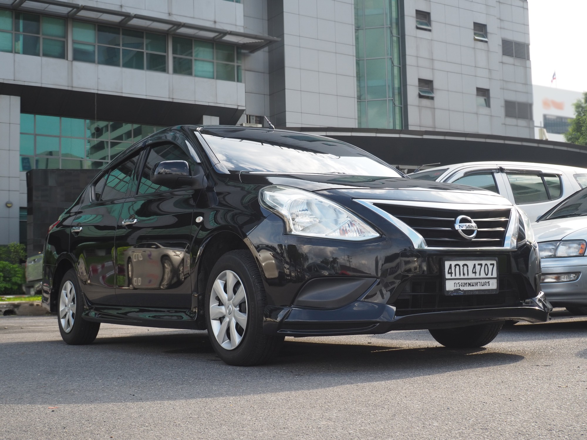 2015 Nissan Almera สีดำ