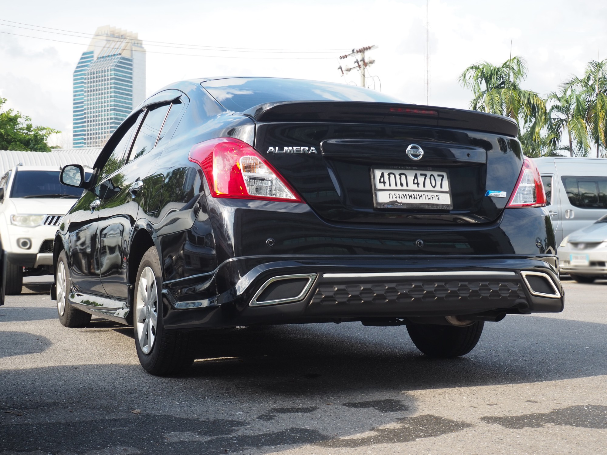 2015 Nissan Almera สีดำ