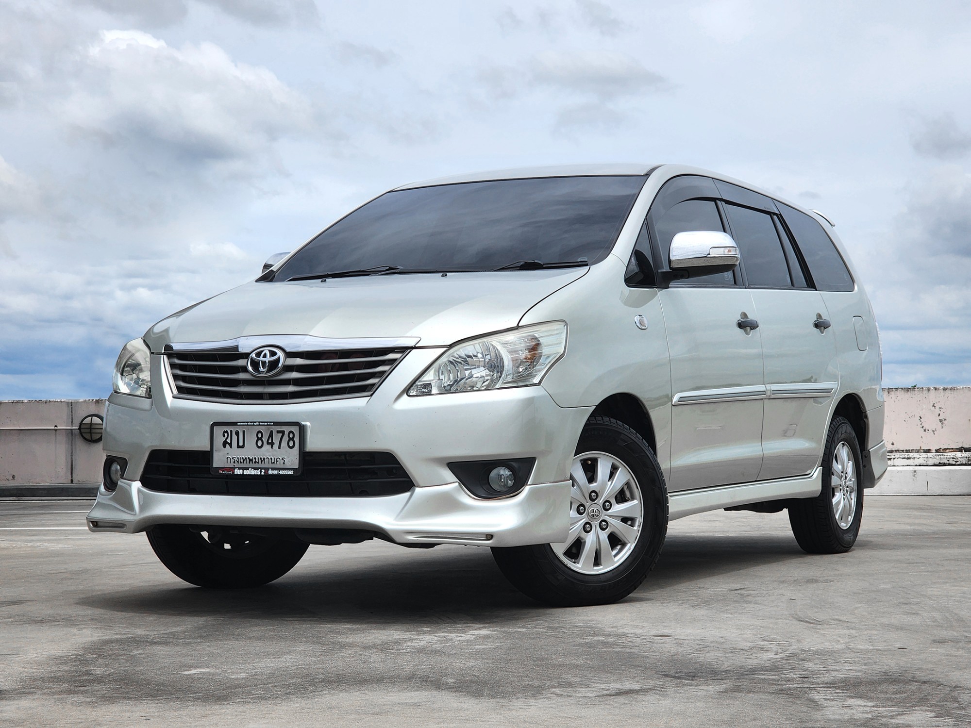 Toyota Innova 2.0G ปี 2012