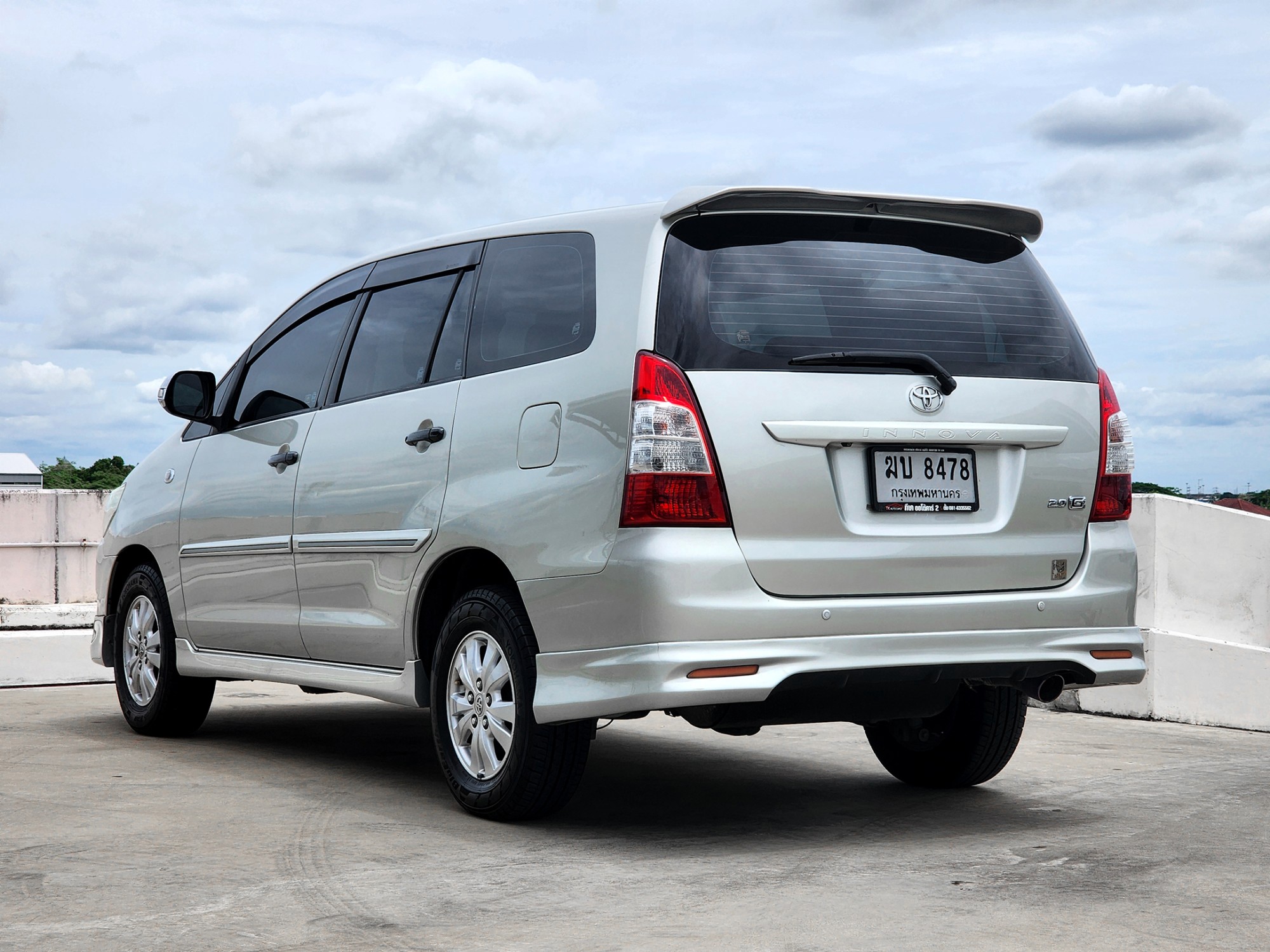 Toyota Innova 2.0G ปี 2012