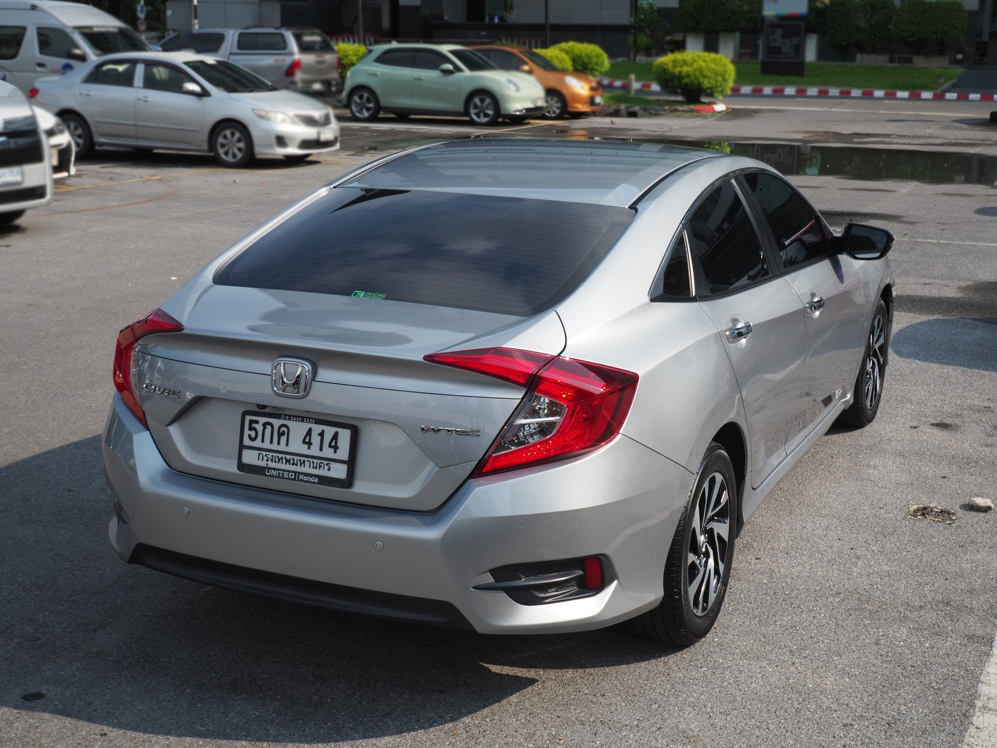 2016 Honda Civic Sedan สีเงิน