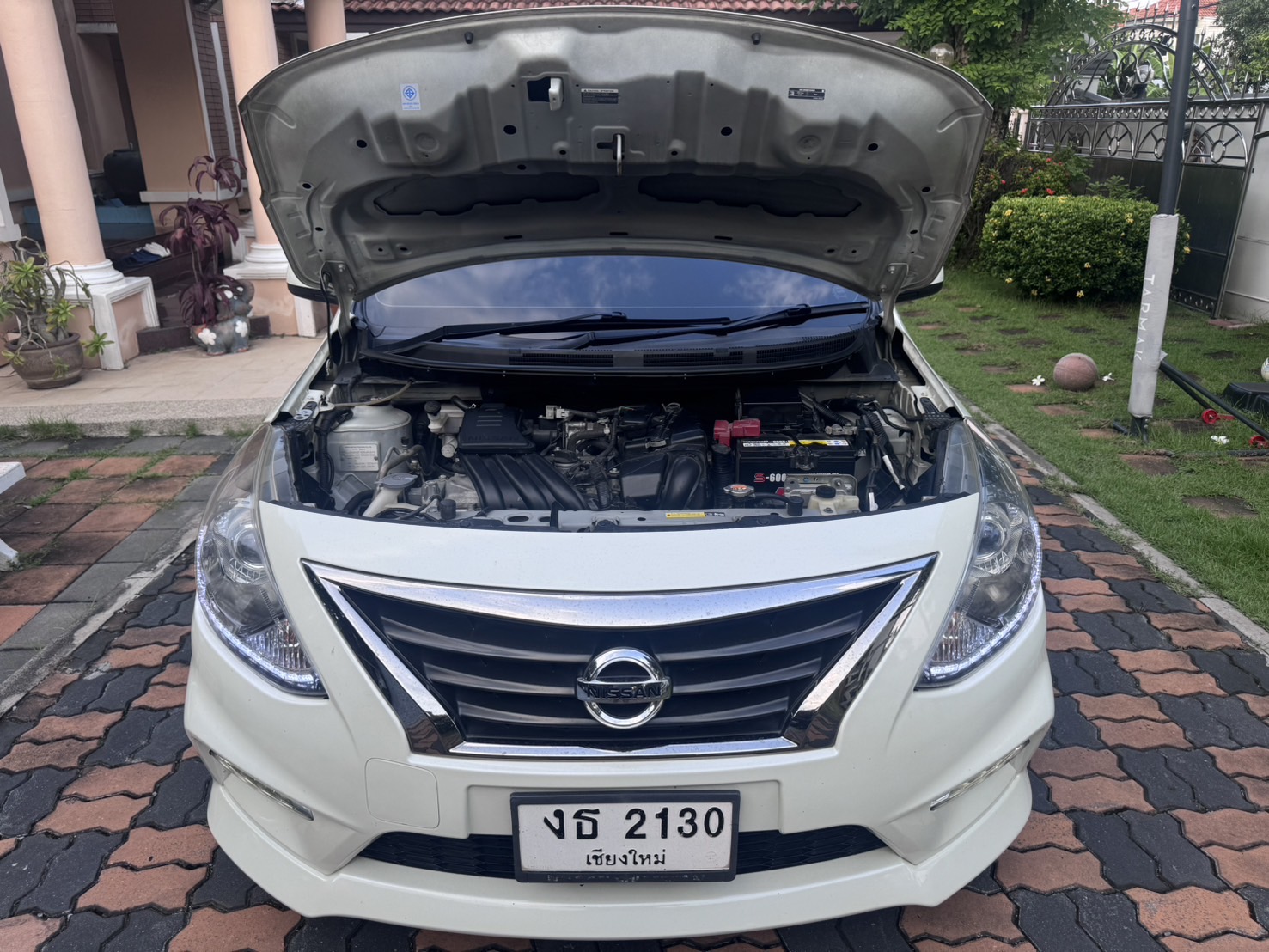 NISSAN ALMERA 1.2 E SPORTECH ปี2018 ประหยัด ราคาเบาๆ