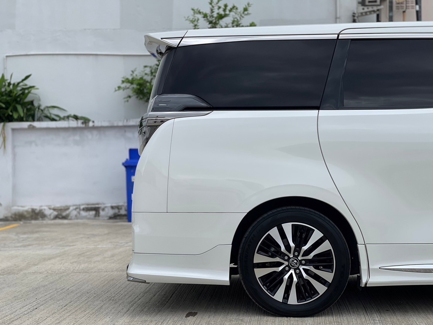 Toyota Vellfire ZG Edition (MNC) 2018 จด 2019 ไมล์ 90,000 กม.