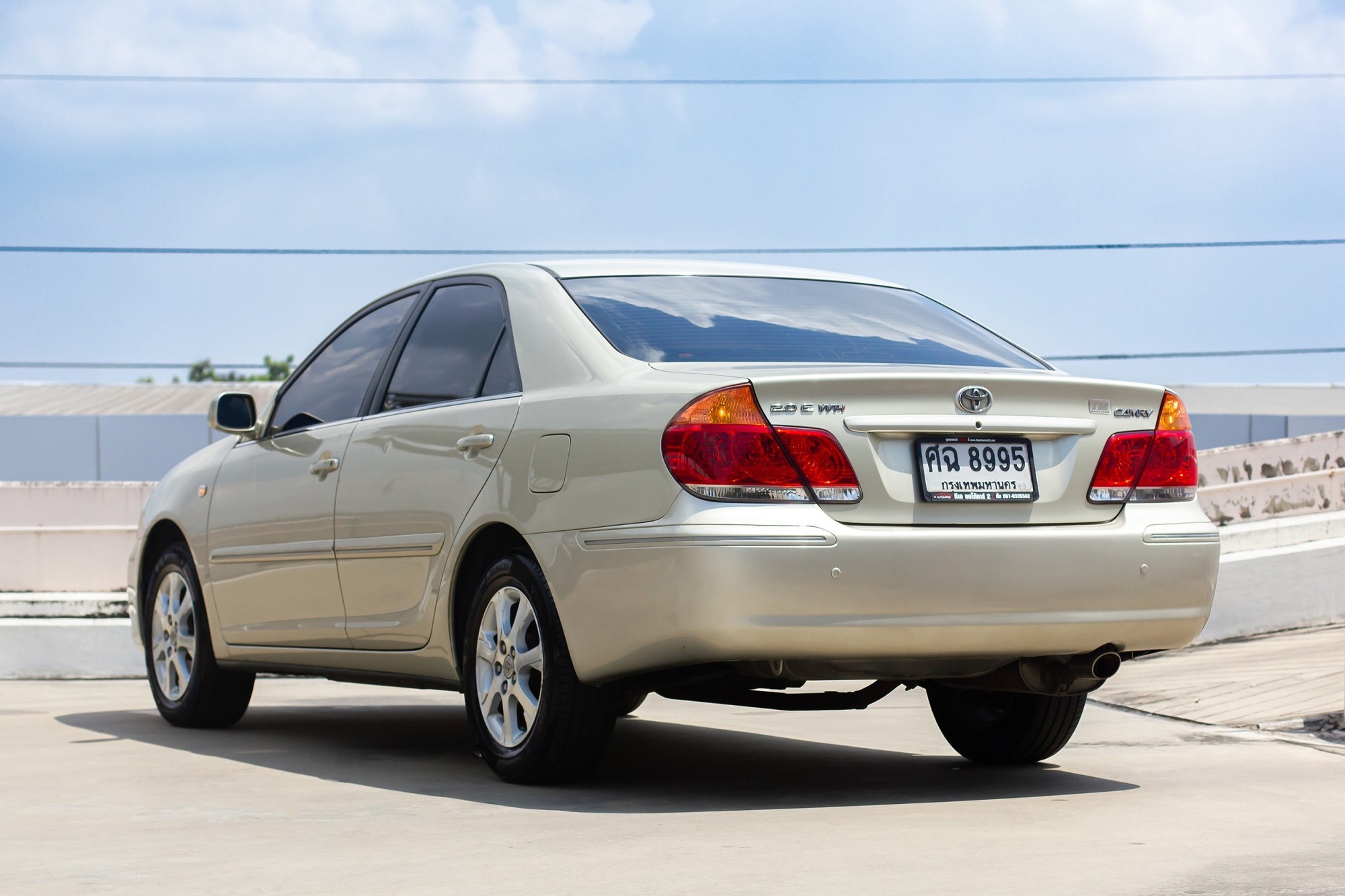 TOYOTA Camry 2.0E 4A/T ปี 2004 จด 2005 รถสวย