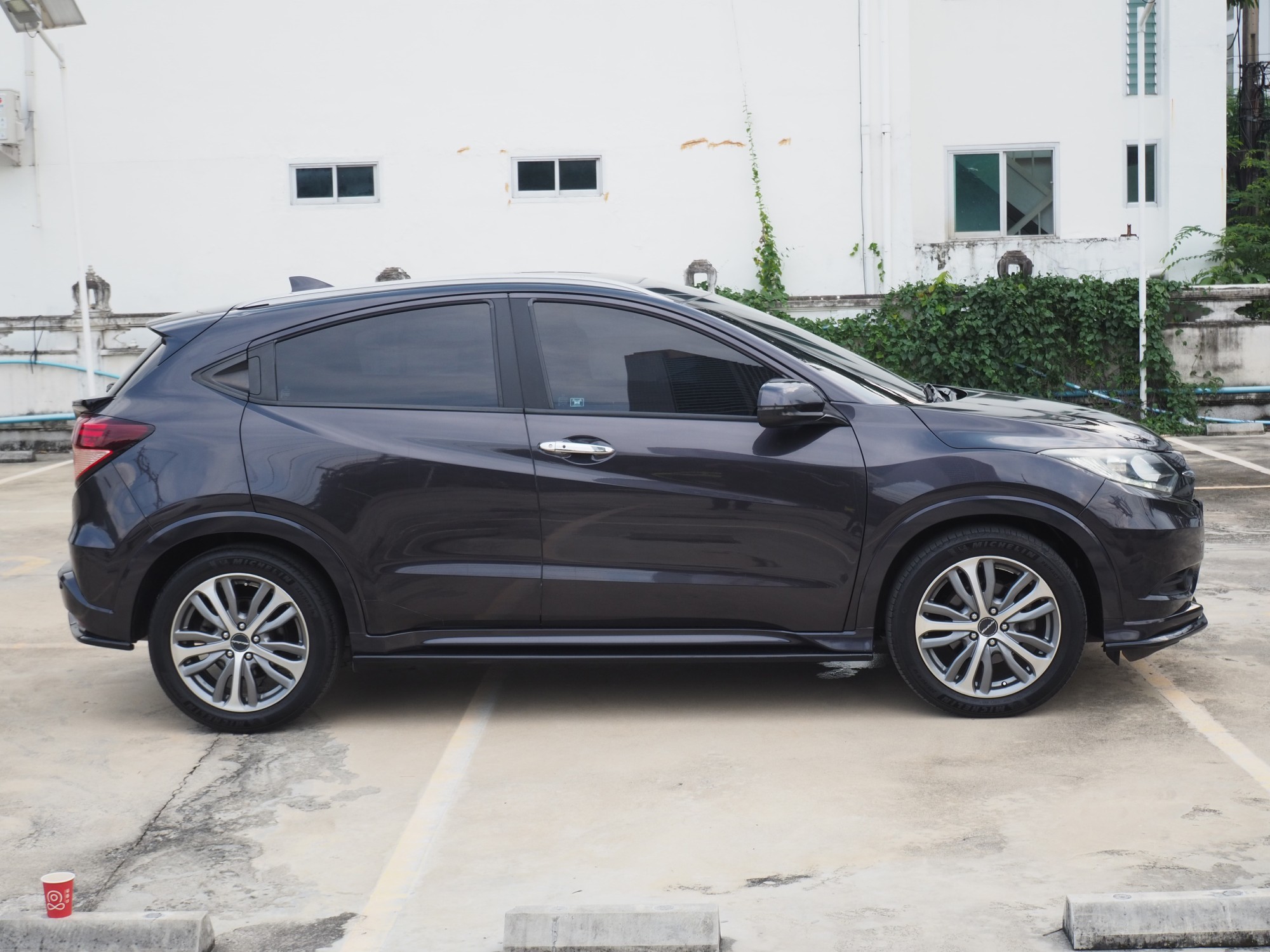 2015 Honda HR-V สีเทา