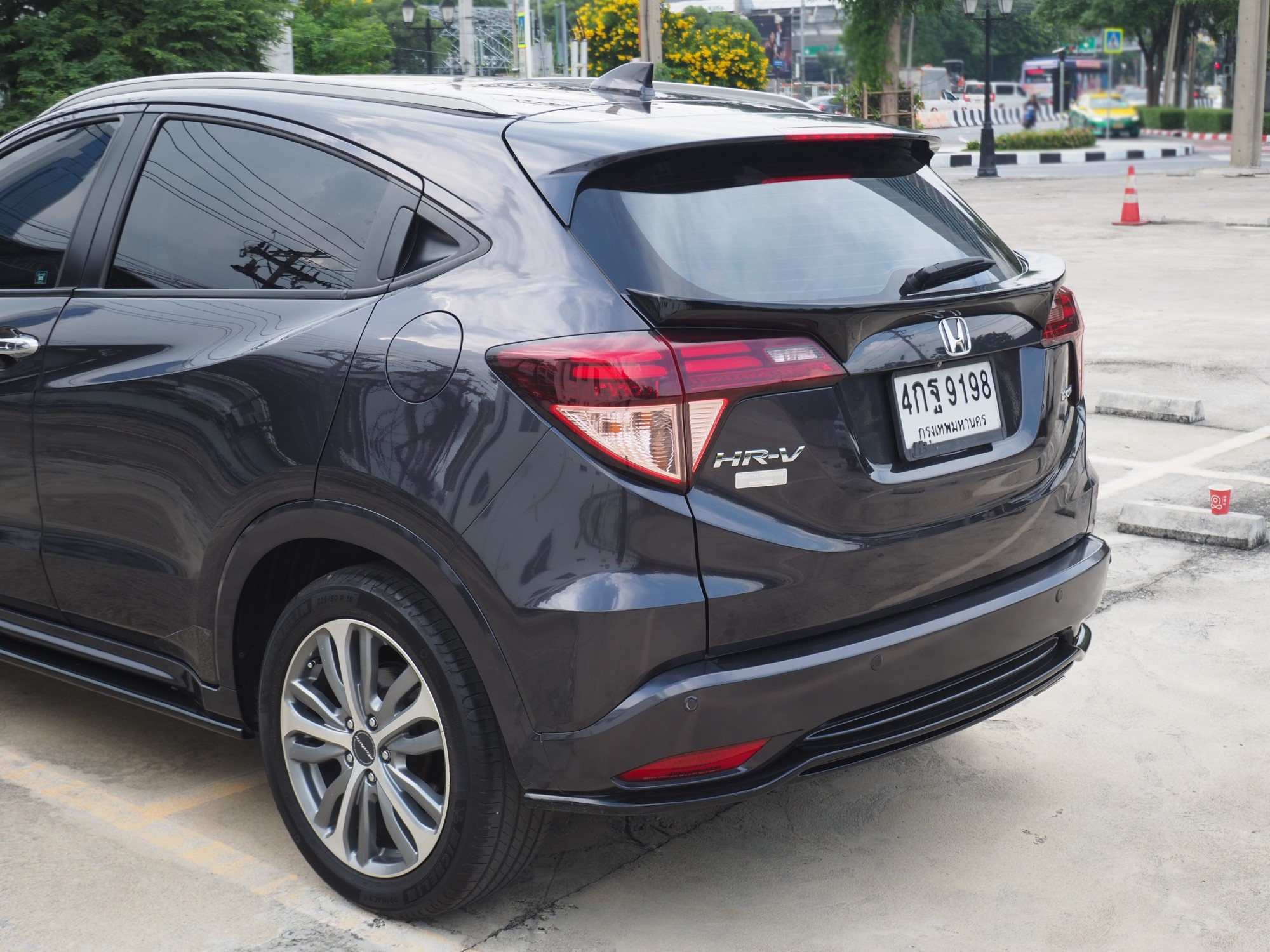 2015 Honda HR-V สีเทา