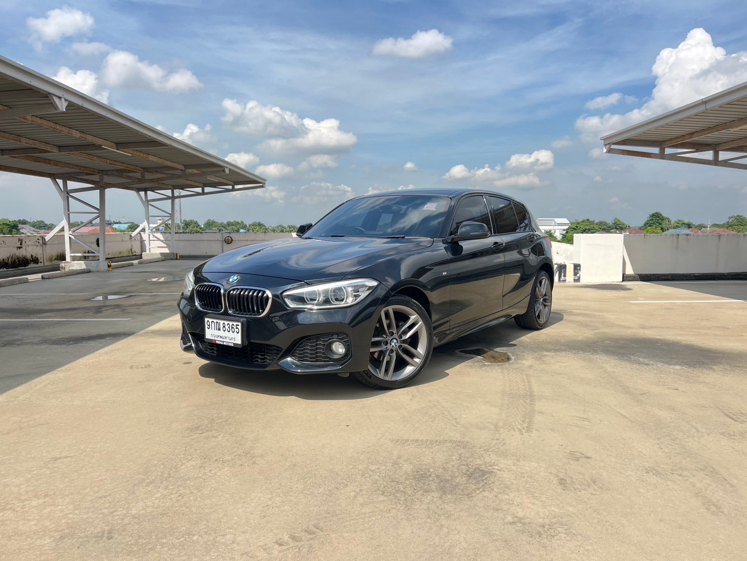 2016 BMW 1 Series F20 118i สีดำ