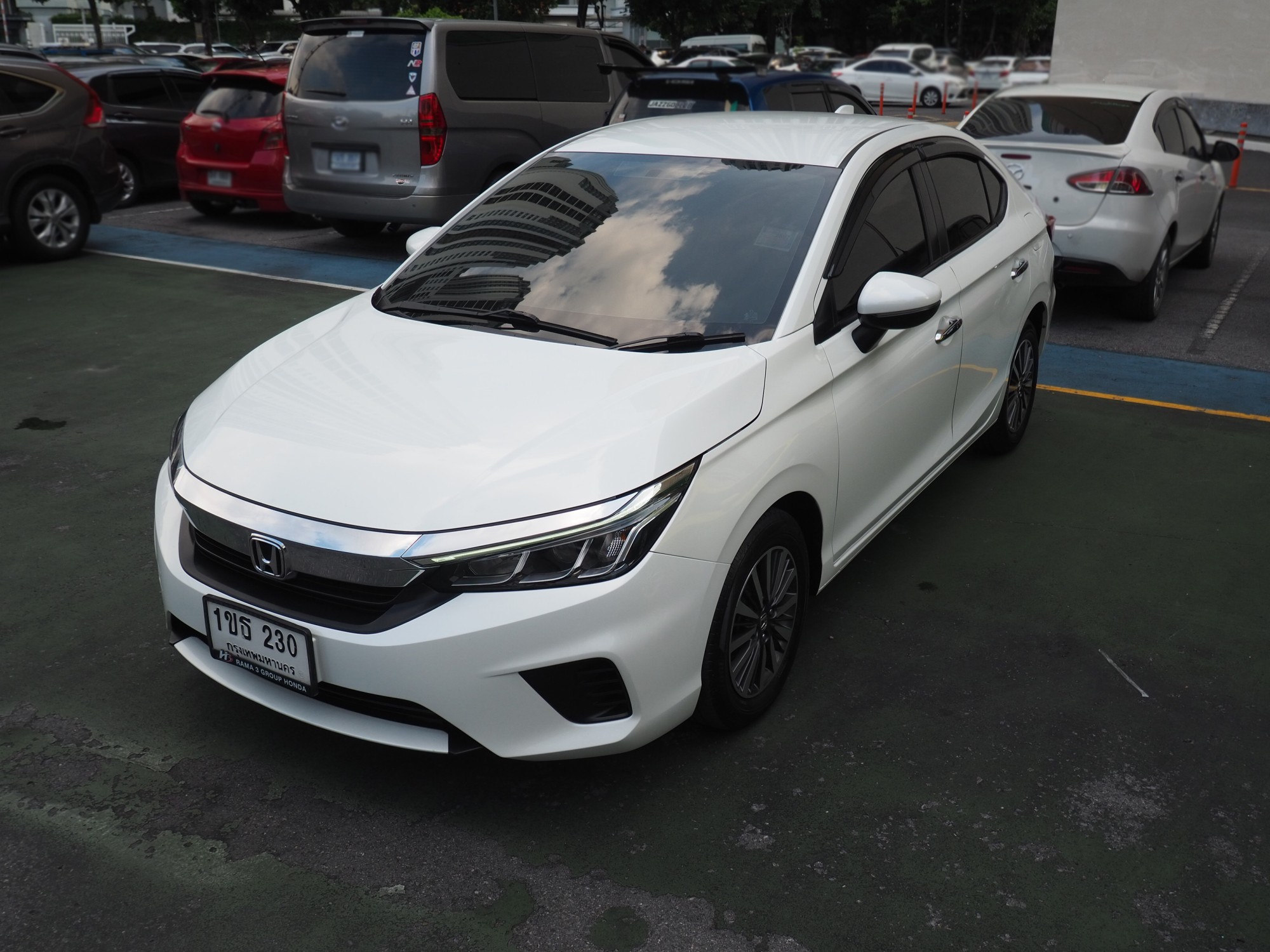 2020 Honda City สีขาว