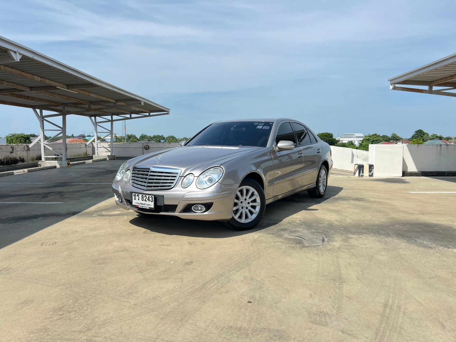 2007 Mercedes-Benz E-Class W211 E200 สีเงิน