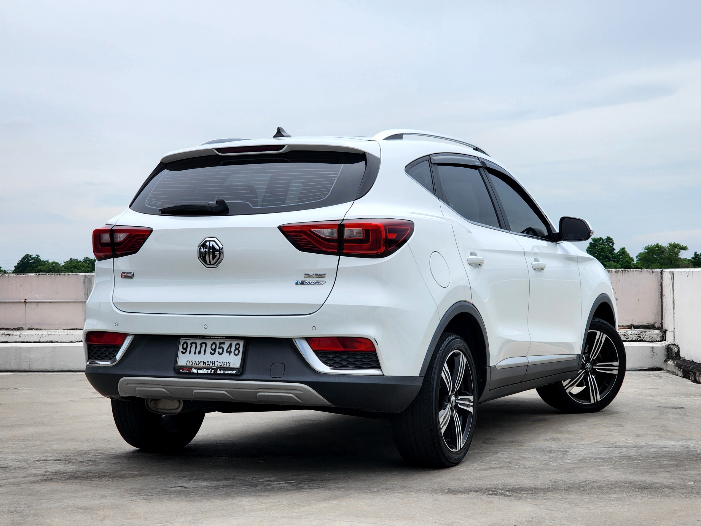 MG ZS 1.5x Sunroof ปี 2019 ไมล์ 76,000 กม.