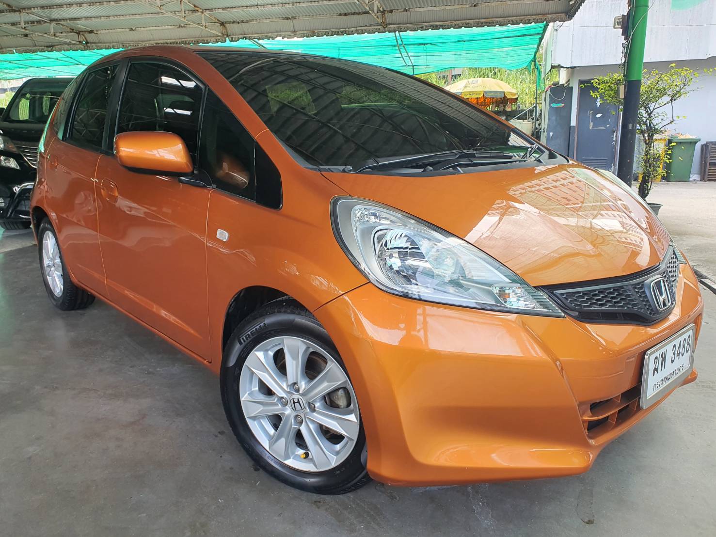 Honda Jazz 1.5V(AS) ปี 2012 สีส้ม มือ1 ไมล์น้อย