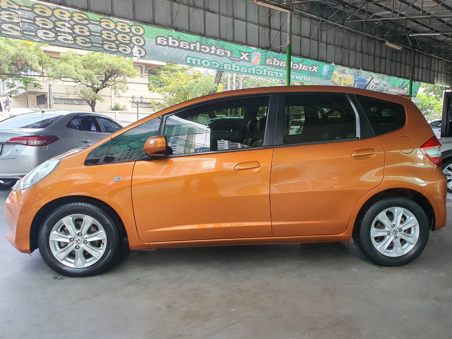 Honda Jazz 1.5V(AS) ปี 2012 สีส้ม มือ1 ไมล์น้อย