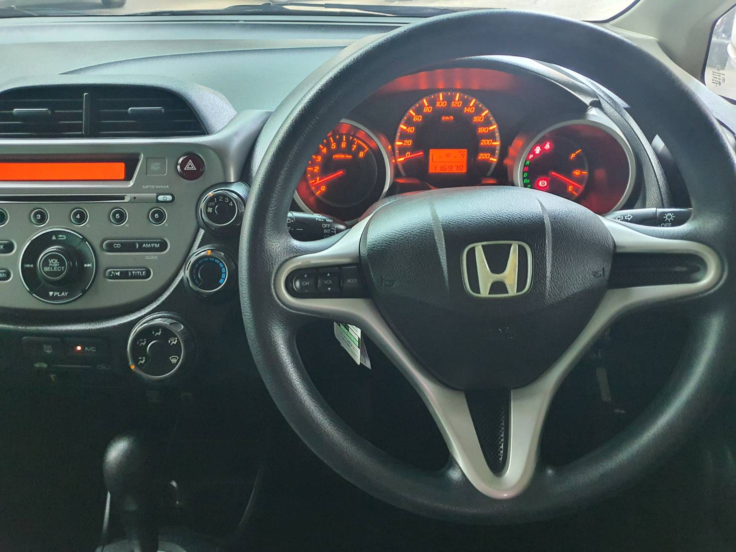 Honda Jazz 1.5V(AS) ปี 2012 สีส้ม มือ1 ไมล์น้อย