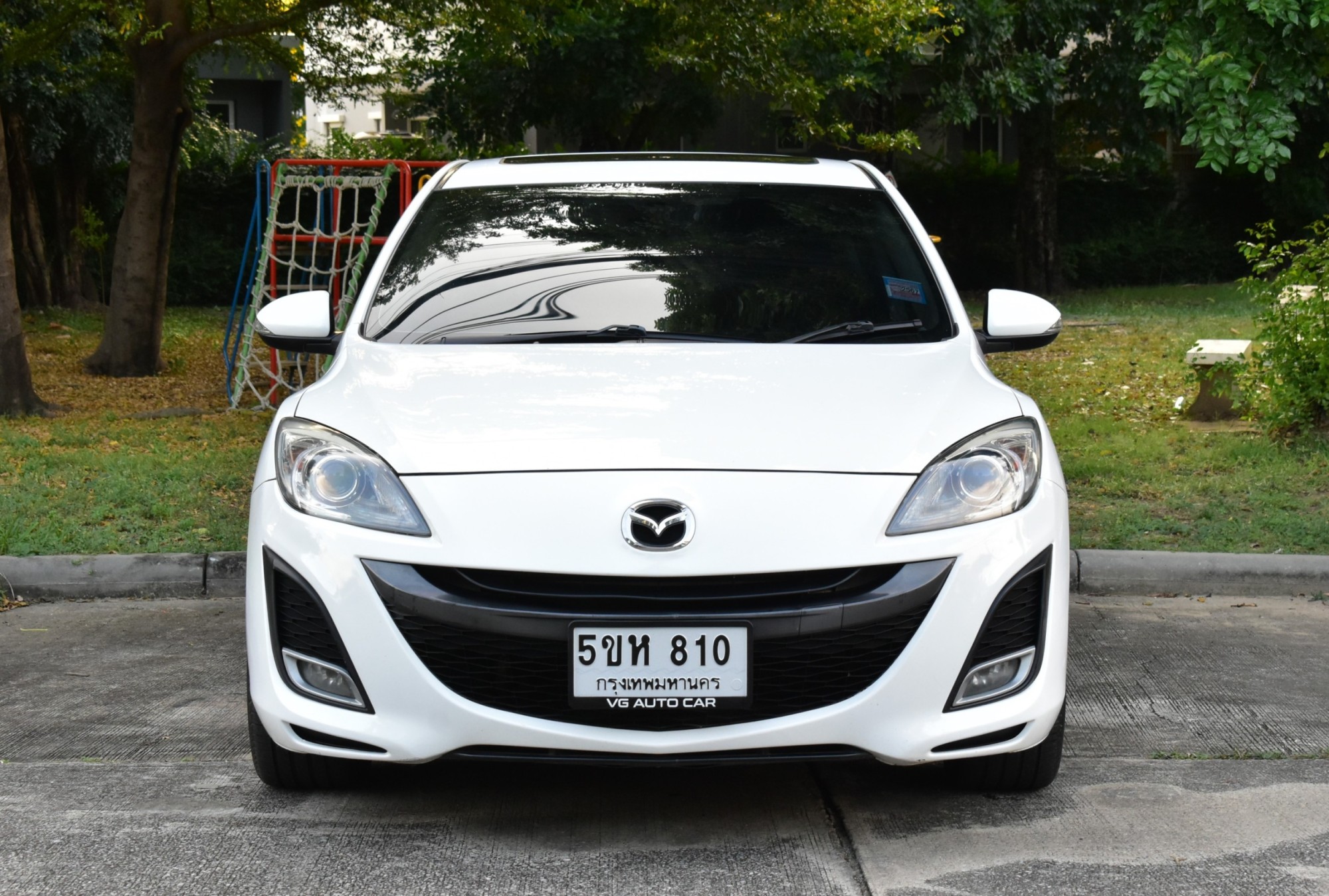 Mazda3 2.0BL ตัวTop hatchback Sunroof เครื่อง: เบนซิน เกียร์: ออโต้ สี: ขาว ปี: 2013 ไมล์: 1xx,xxx Km.