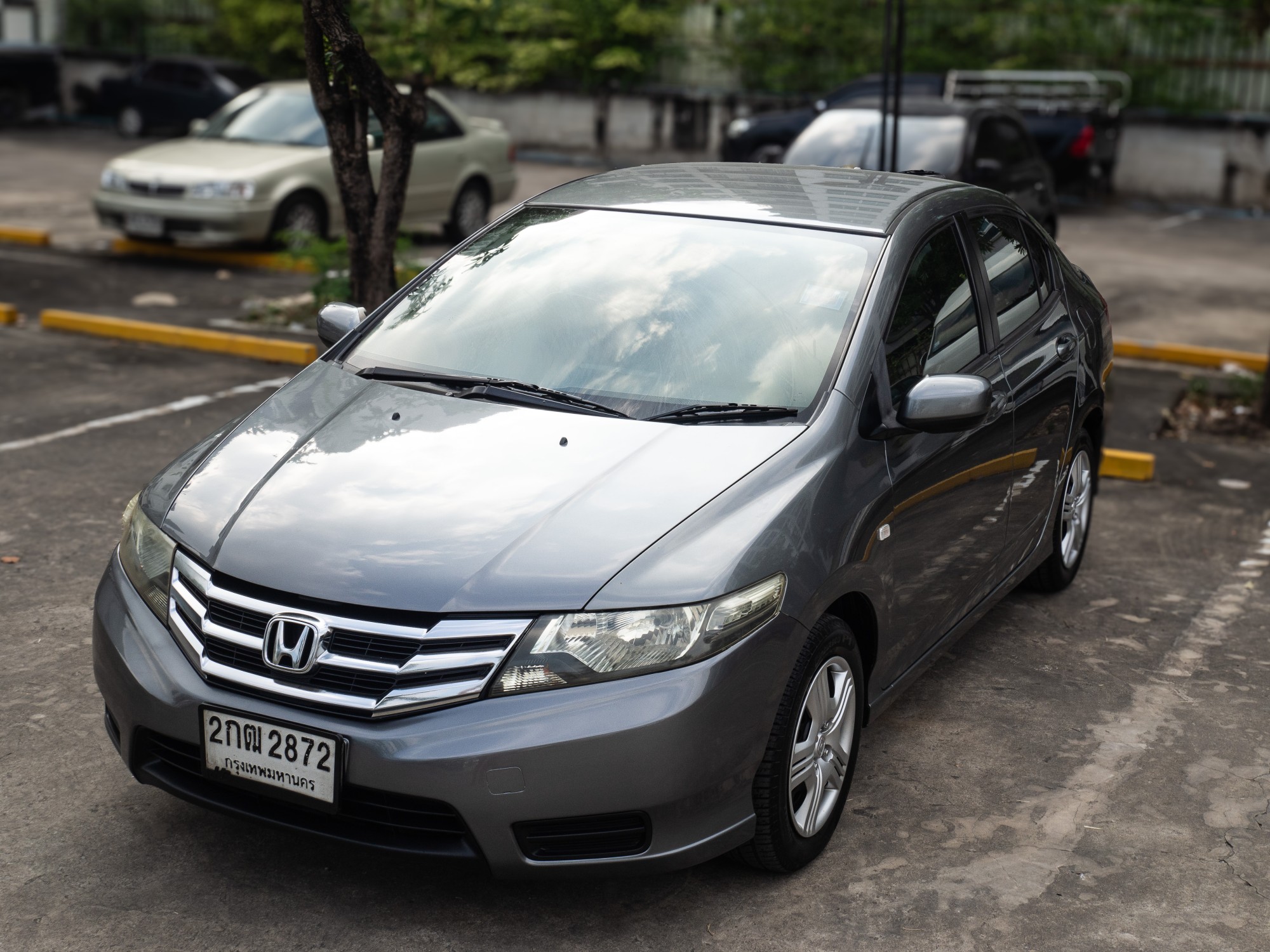 2013 Honda City สีเทา