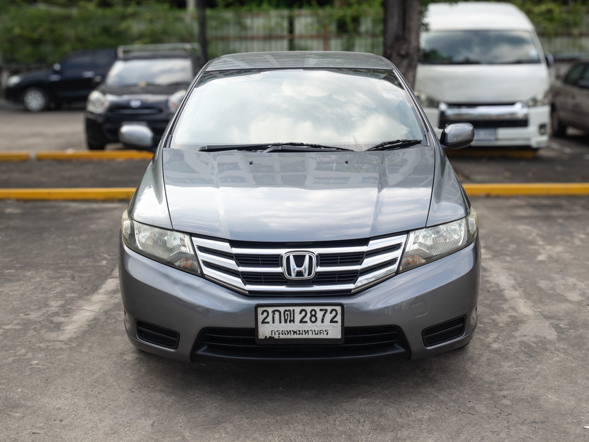 2013 Honda City สีเทา