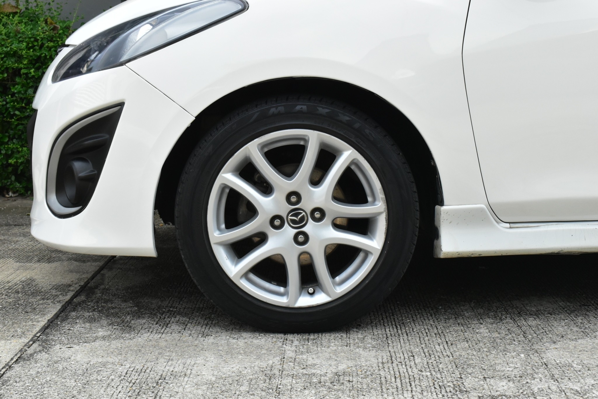 Mazda 2 1.5 Spirit ปี 2012 สีขาว ออโต้ เบนซิน ไมล์ 9x,xxx km