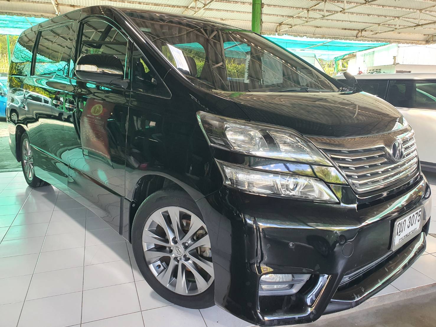 Toyota Vellfire 2.4V ปี 2011 สีดำ มือ 1 minor chang แล้ว