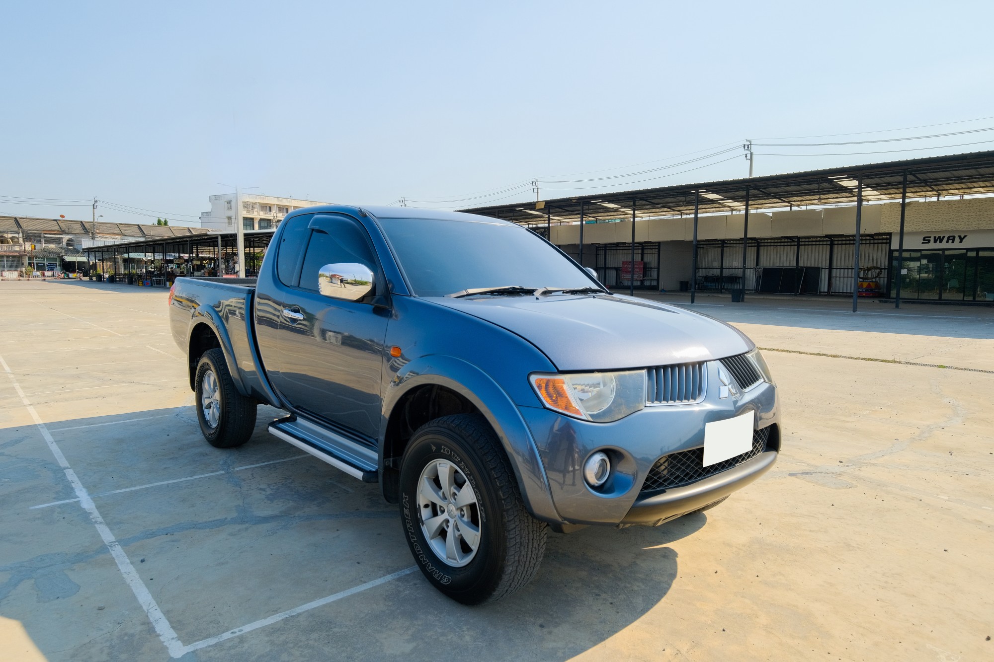 2006 Mitsubishi Triton Mega cab สีน้ำเงิน