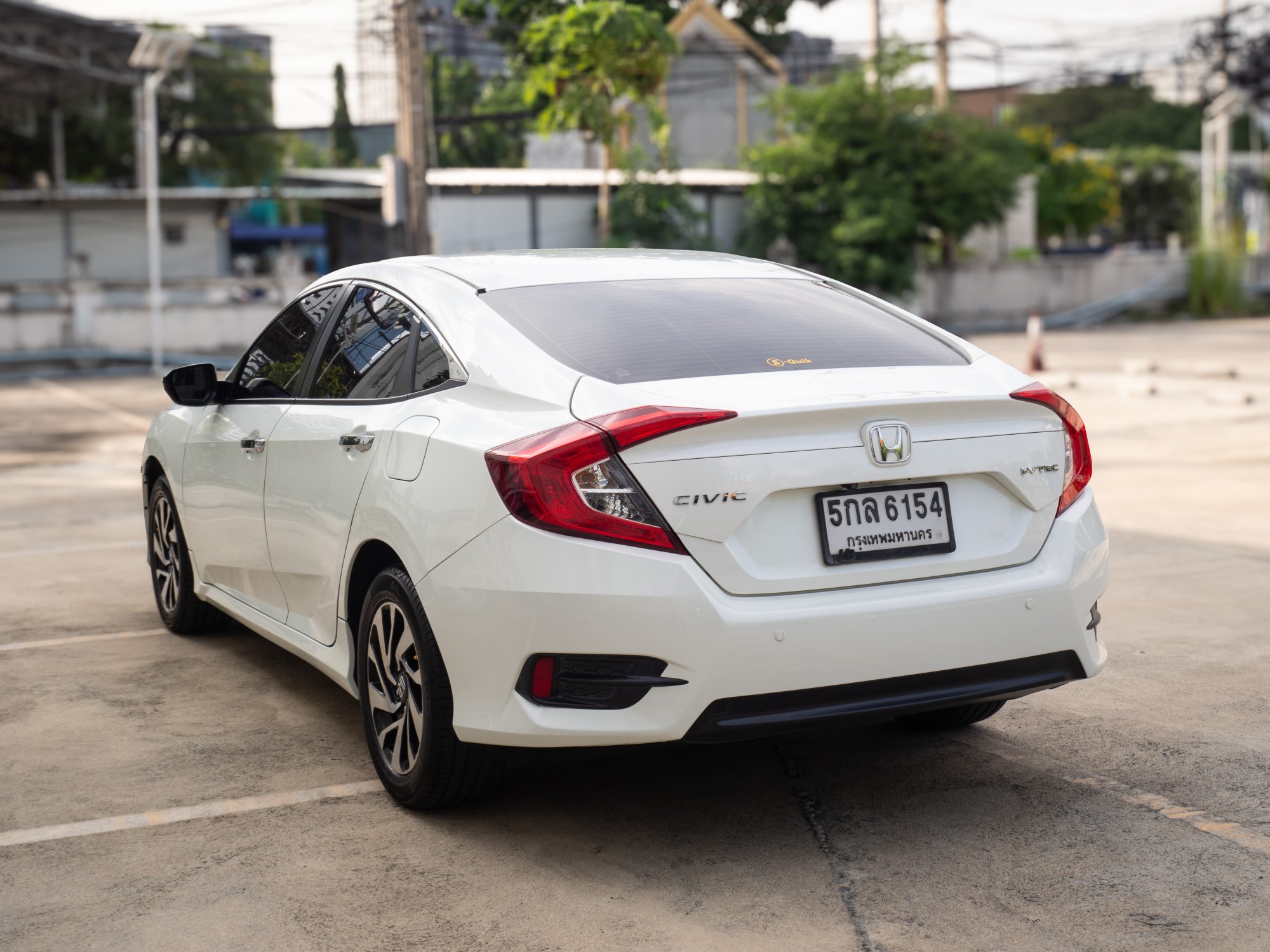 2016 Honda Civic Sedan สีขาว