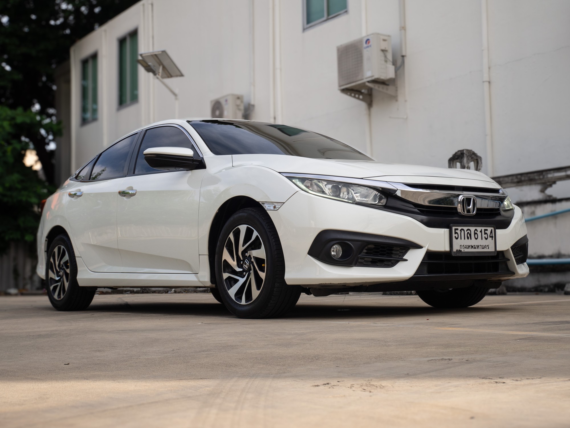 2016 Honda Civic Sedan สีขาว