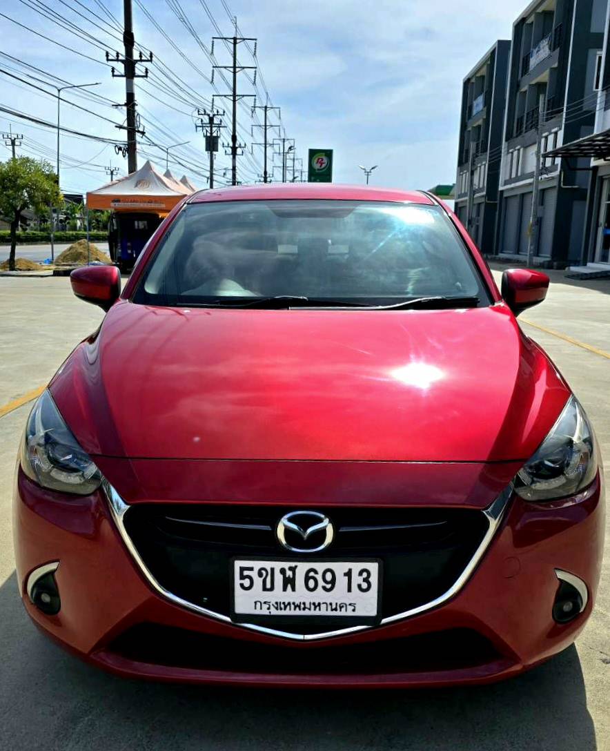 Mazda2 high con sedan 1.5 ดีเซล auto ไมล์ 90,000 กม. service ตรง