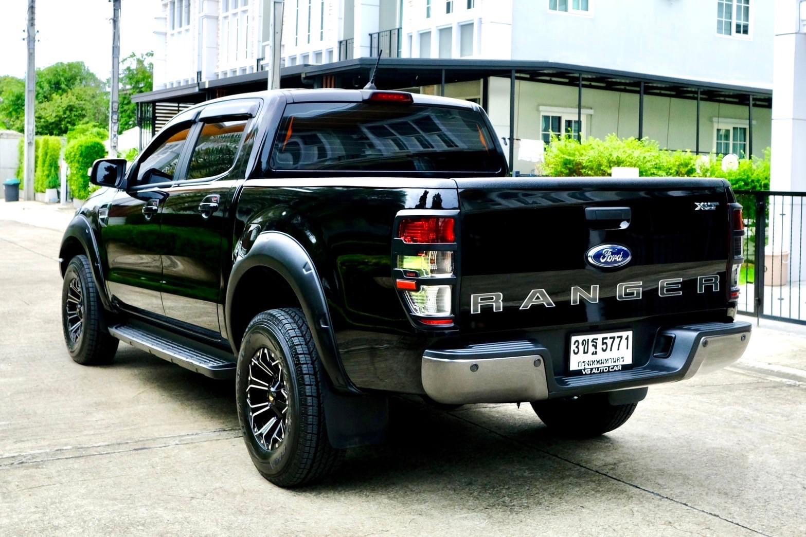 FORD Ranger 2.2 XLT 4ประตู เครื่องยนต์: ดีเซล เกียร์: ออโต้ ปี: 2022 สี: ดำ ไมล์: 32,xxx กม