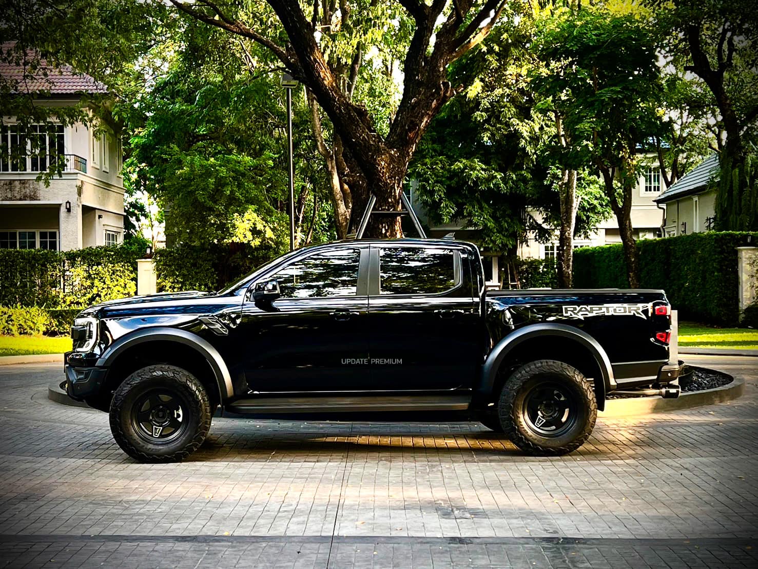 Ford Raptor Diesel 2023Y. โฉมปัจจุบัน หมื่นโล