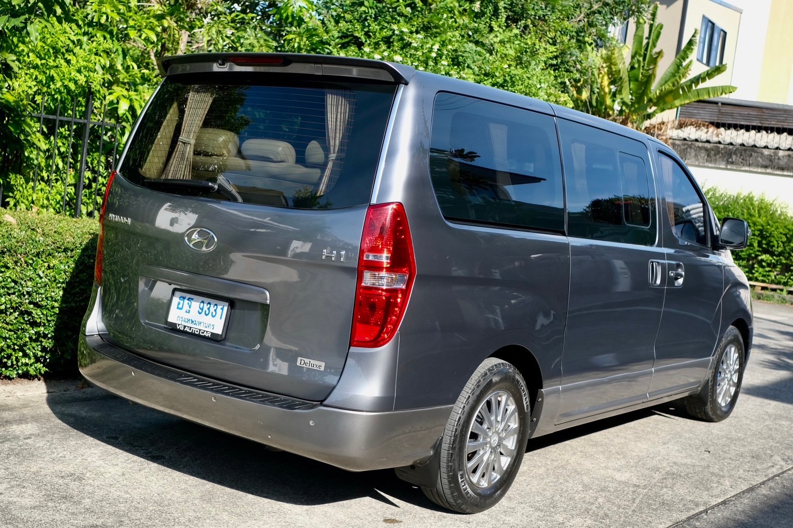 Hyundai H1 2.5 Deluxe ดีเซล ออโต้ 2009 เทา ไมล์: 10x,xxx กม