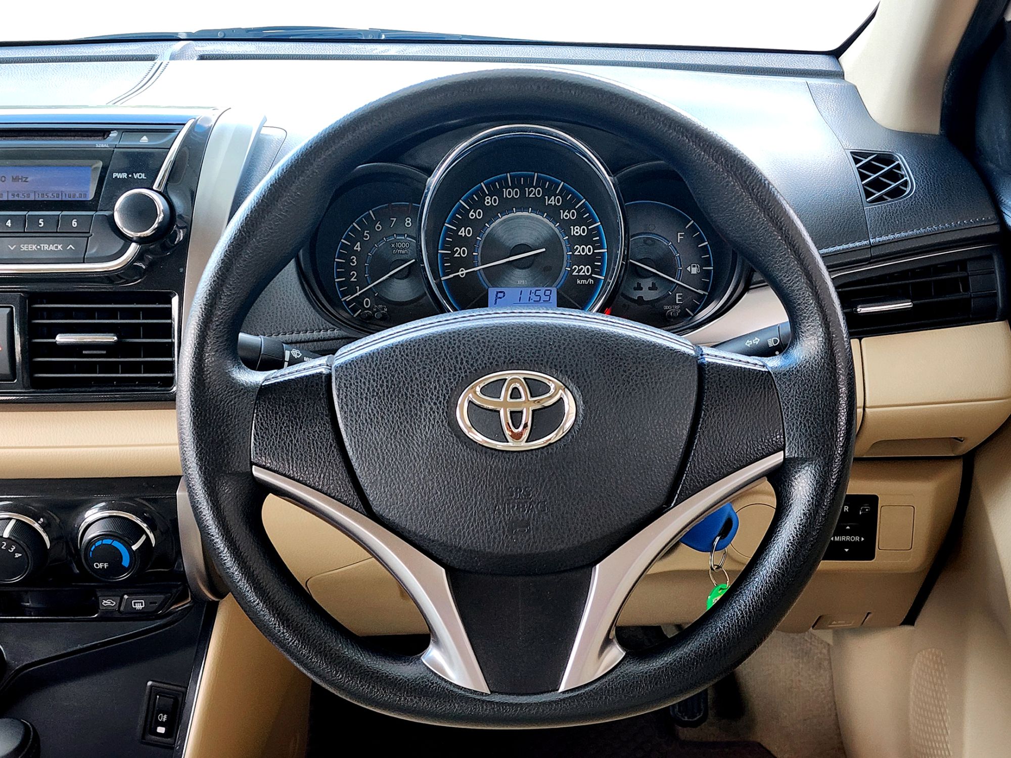 TOYOTA Vios 1.5E A/T ปี 2015 จด 2016