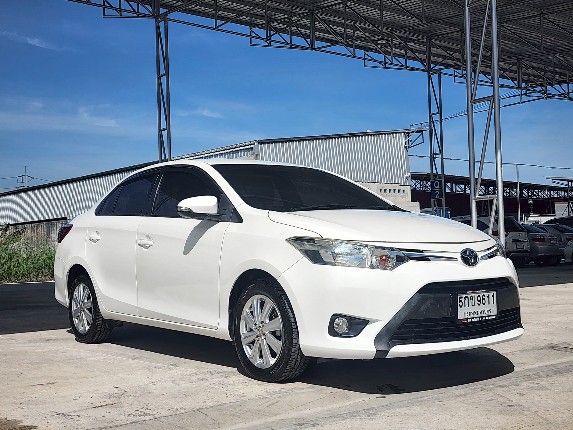 TOYOTA Vios 1.5E A/T ปี 2015 จด 2016