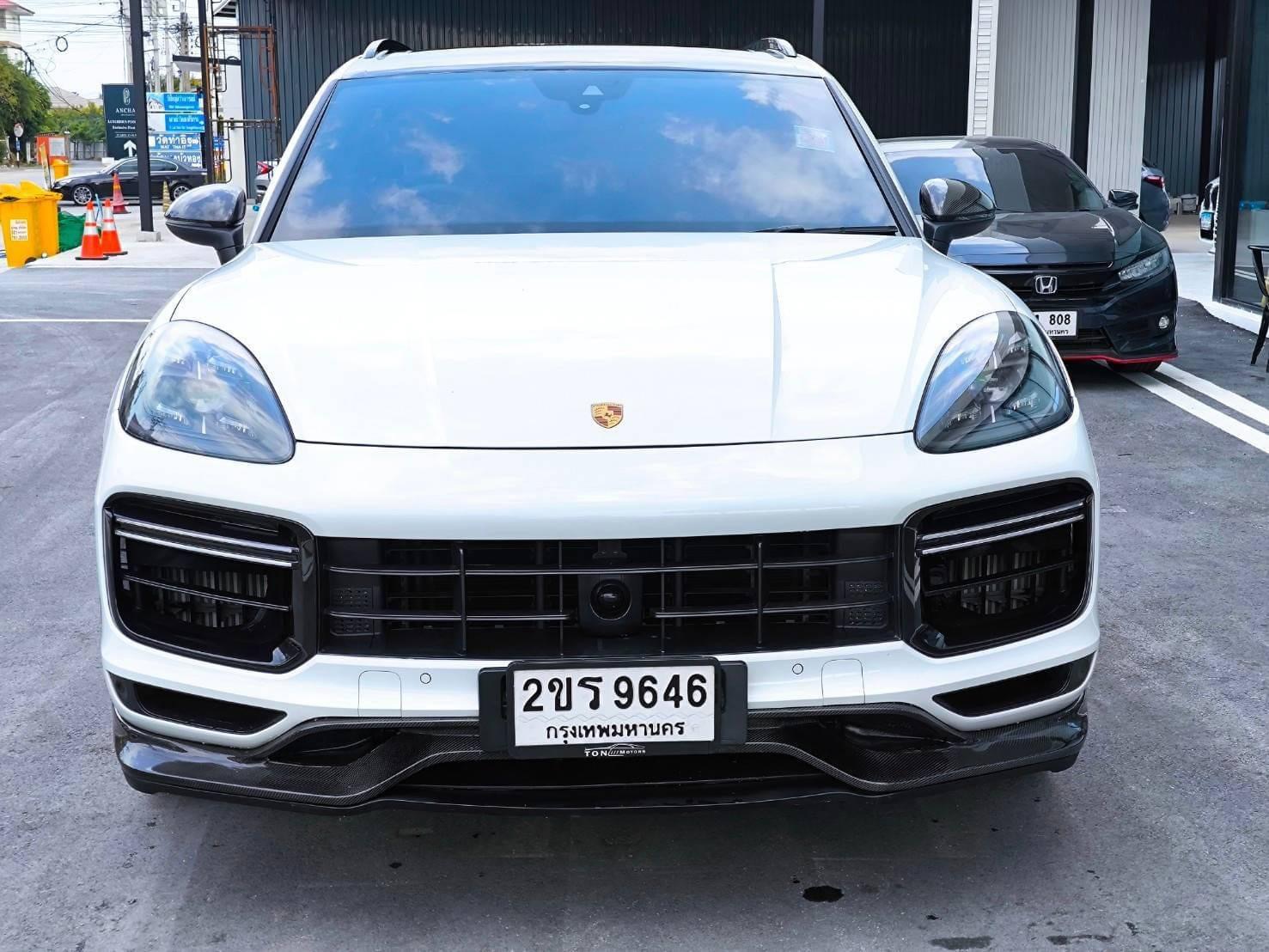 2019 Porsche Cayenne E-Hybrid สีขาว