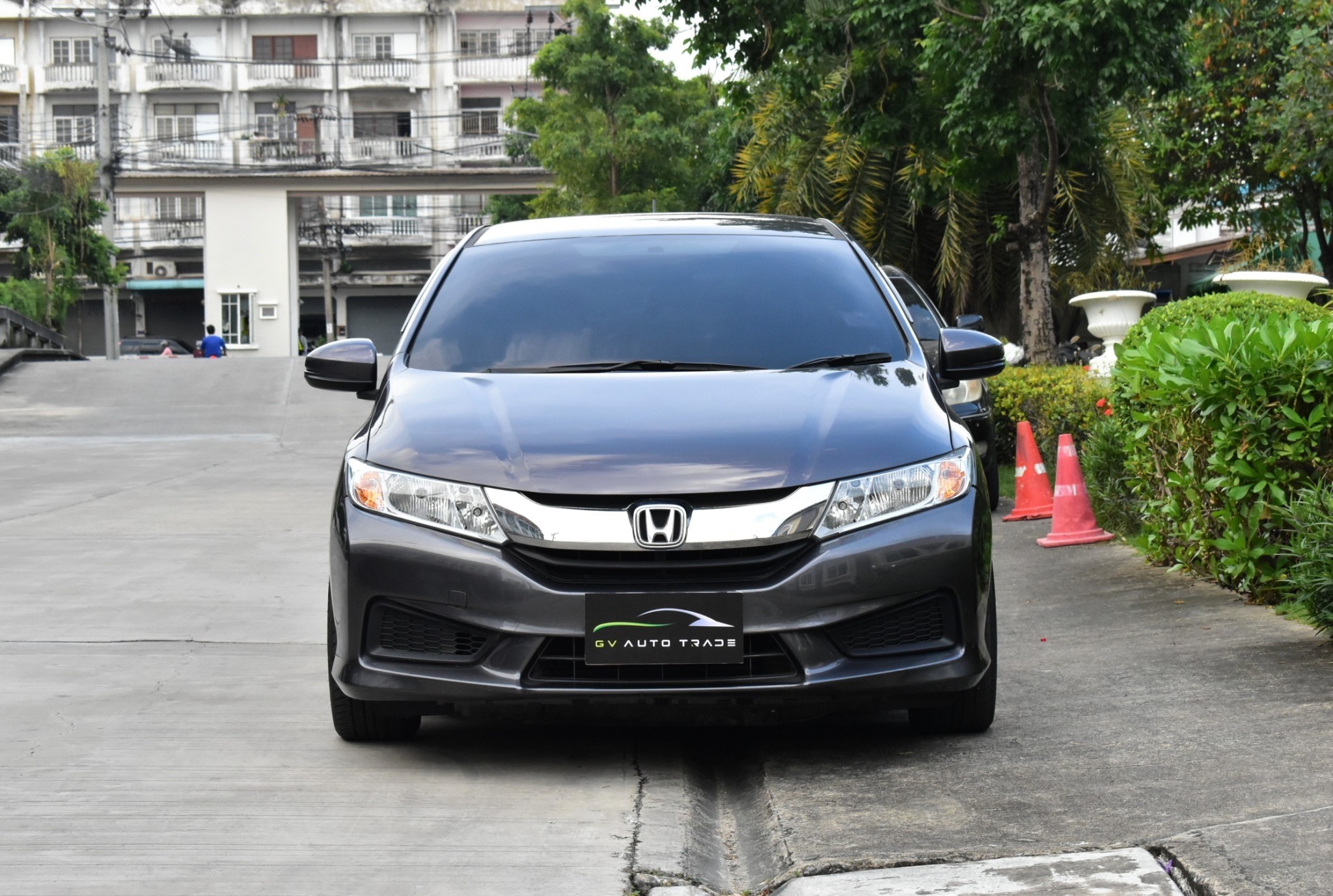 Honda City 1.5V เครื่องยนต์: เบนซิน เกียร์: ออโต้ ปี: 2015 สี: เทา ไมล์: 81,xxx Km.🔥