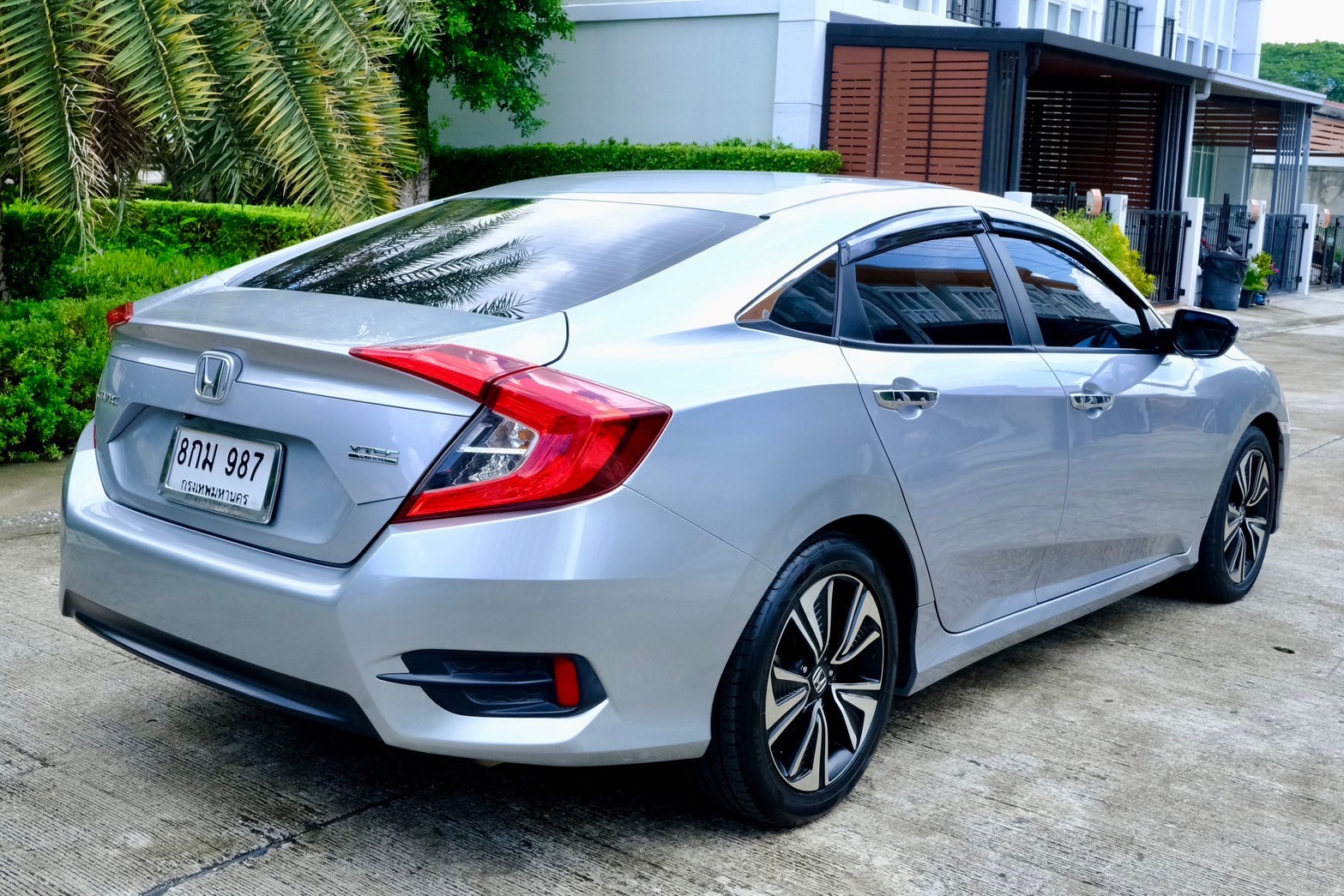 Honda Civic 1.5 Turbo CVT AT ปี 2017 เทา ไมล 12x,xxx kl