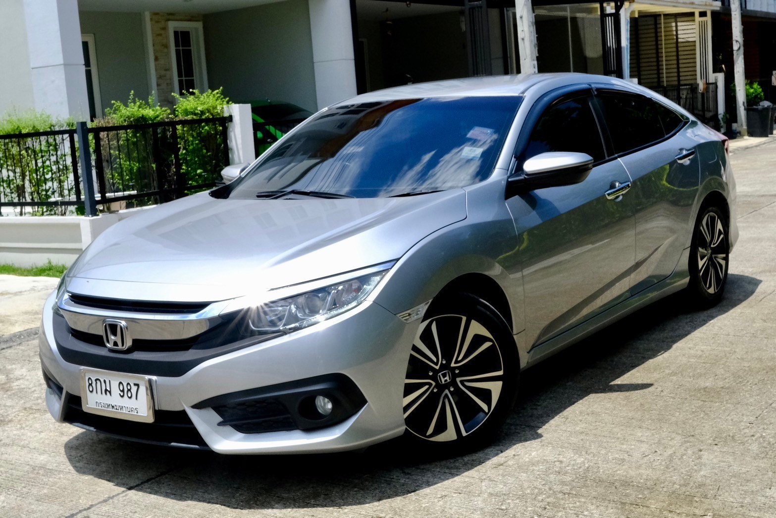 Honda Civic 1.5 Turbo CVT AT ปี 2017 เทา ไมล 12x,xxx kl