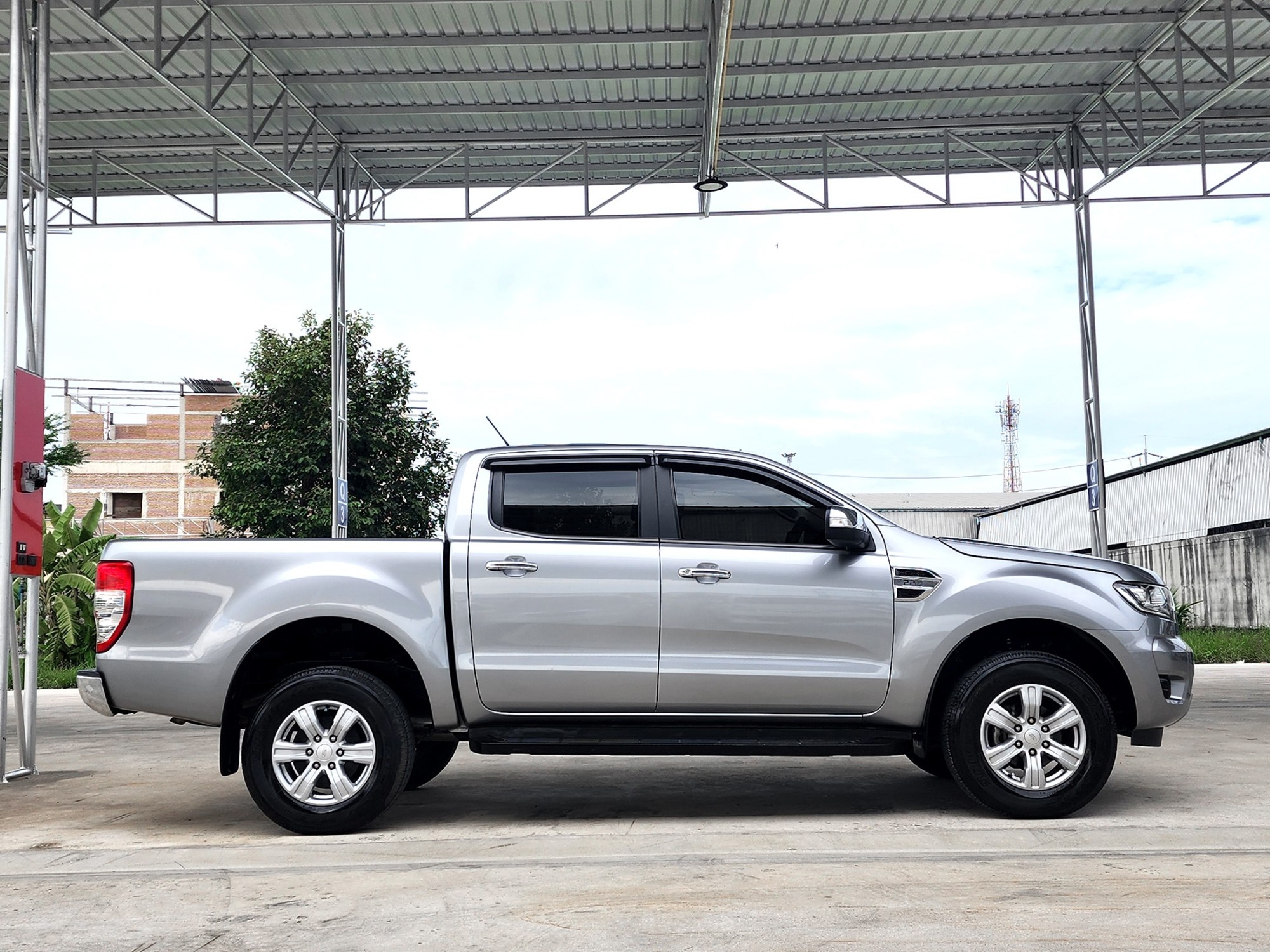 FORD Ranger Double Cab 2.2XLT Hi-Rider A/T ปี 2019 จด 2020