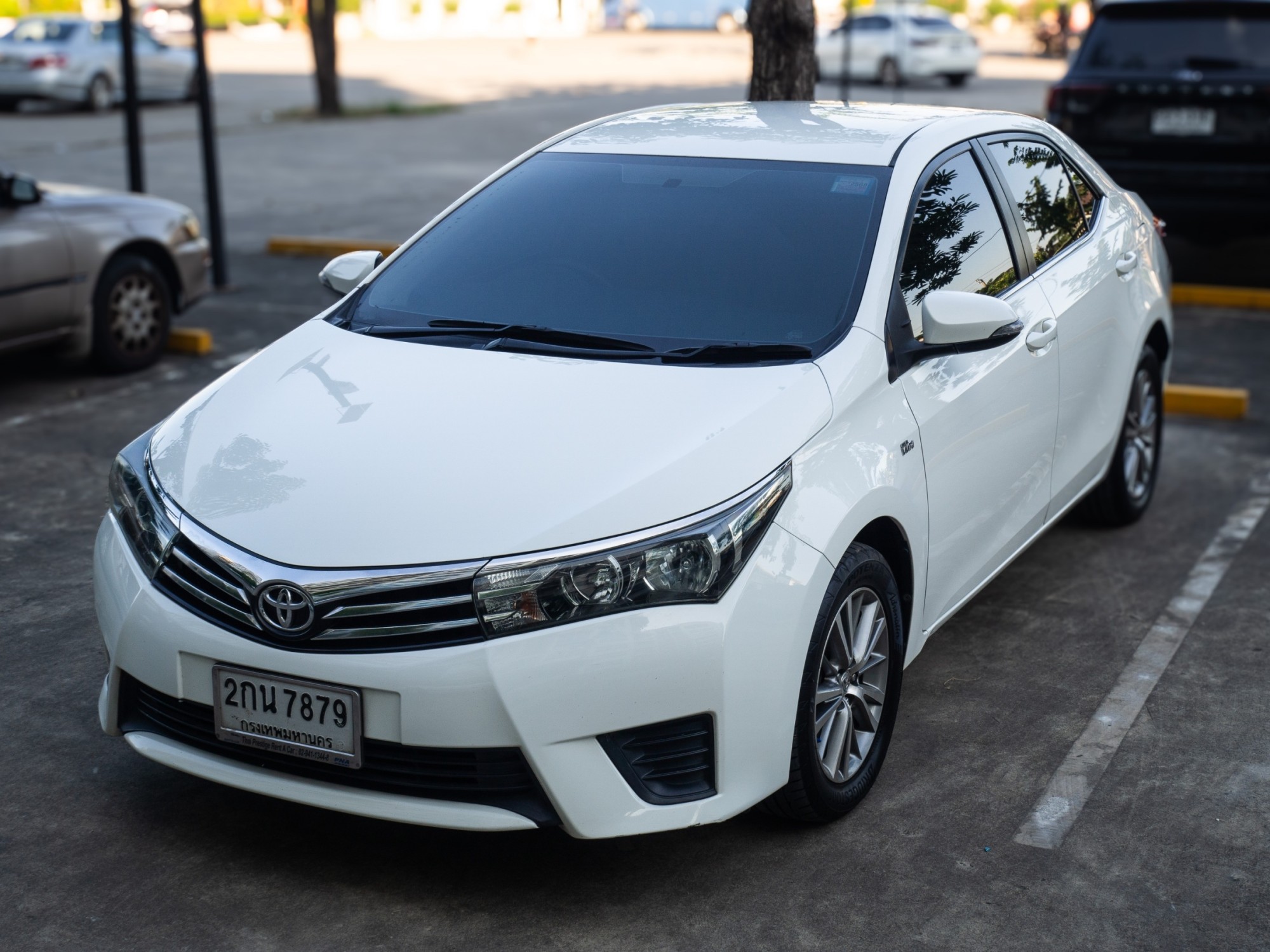 2014 Toyota ALTIS 1.6E CNG สีขาว