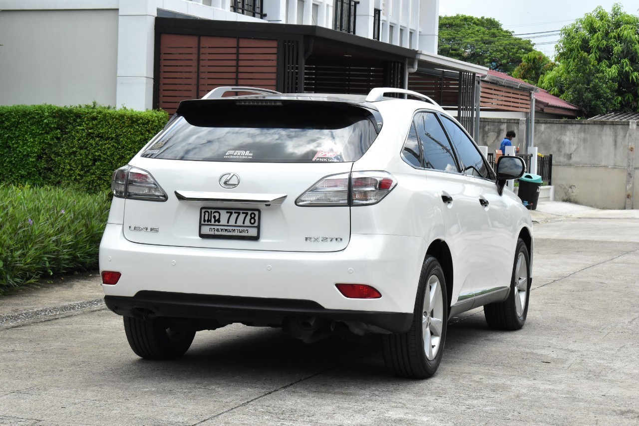 Lexus Rx270 ปี:2011 เกียร์: ออโต้ เครื่องยนต์: เบนซิน สี:ขาว ไมล์: 15x,xxx กม.