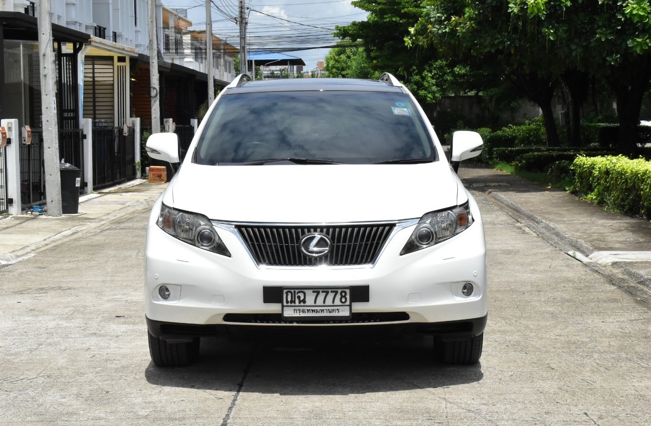 Lexus Rx270 ปี:2011 เกียร์: ออโต้ เครื่องยนต์: เบนซิน สี:ขาว ไมล์: 15x,xxx กม.