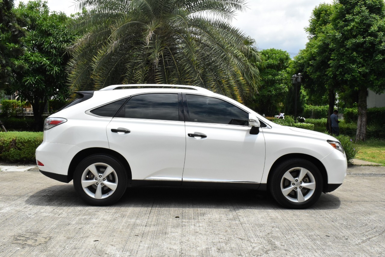 Lexus Rx270 ปี:2011 เกียร์: ออโต้ เครื่องยนต์: เบนซิน สี:ขาว ไมล์: 15x,xxx กม.