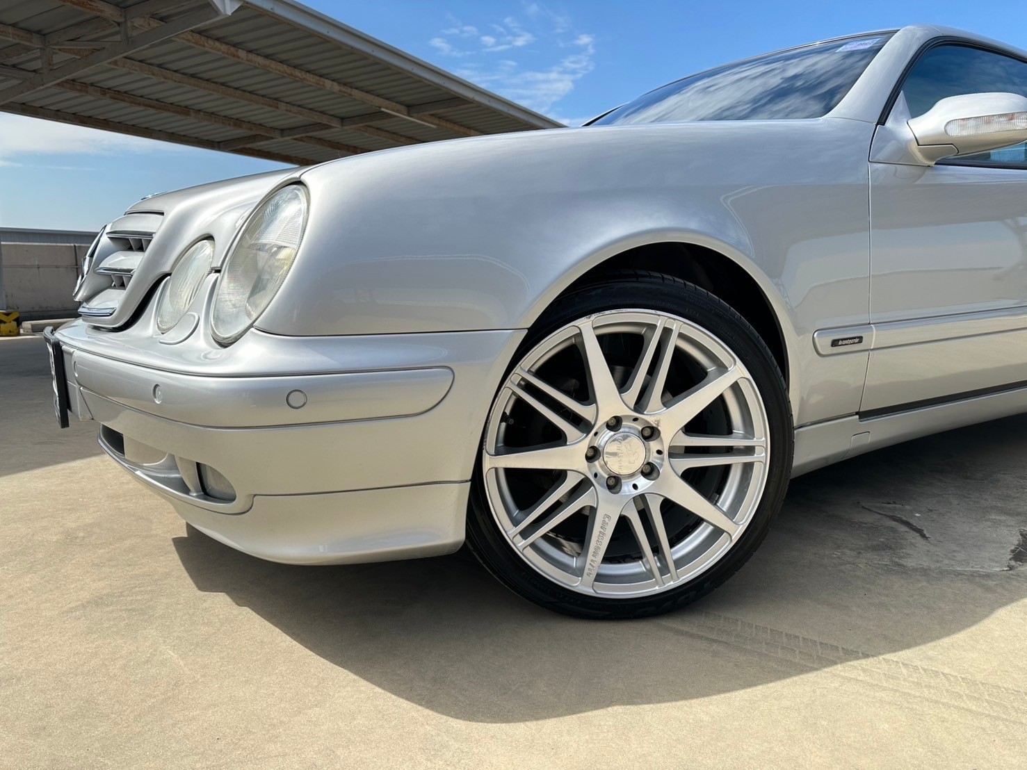 2003 Mercedes-Benz CLK-Class W208 CLK230 สีเงิน